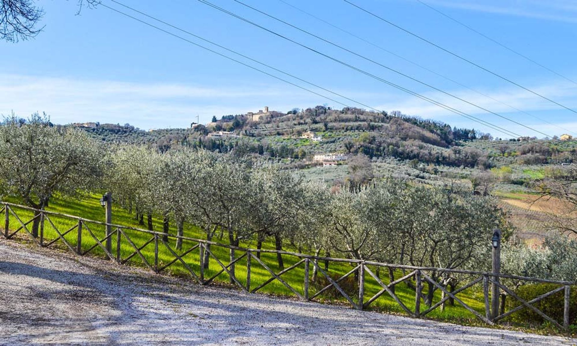 rumah dalam Montefalco, Umbria 10128925