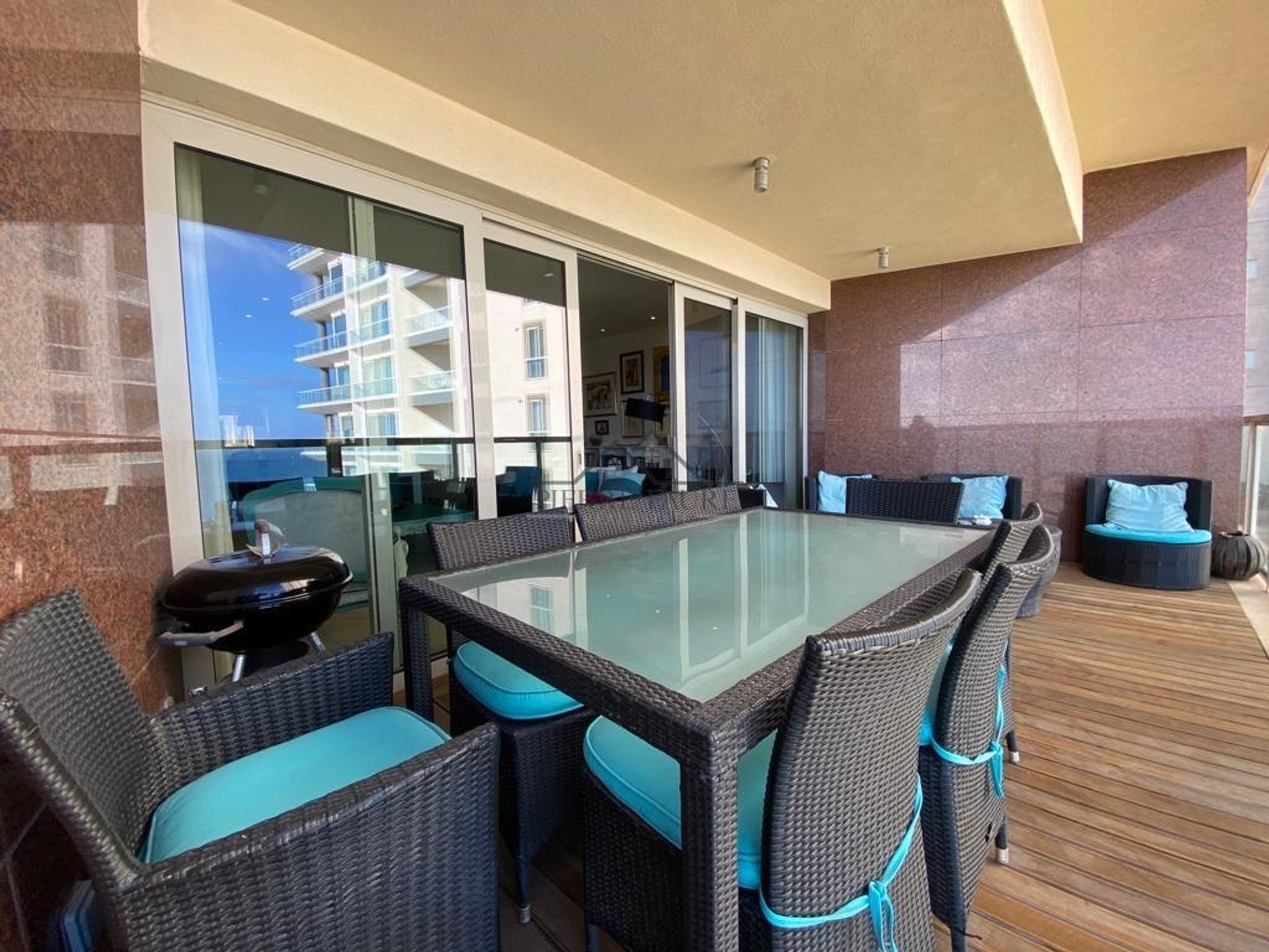 Condominium in Sliema,  10128951