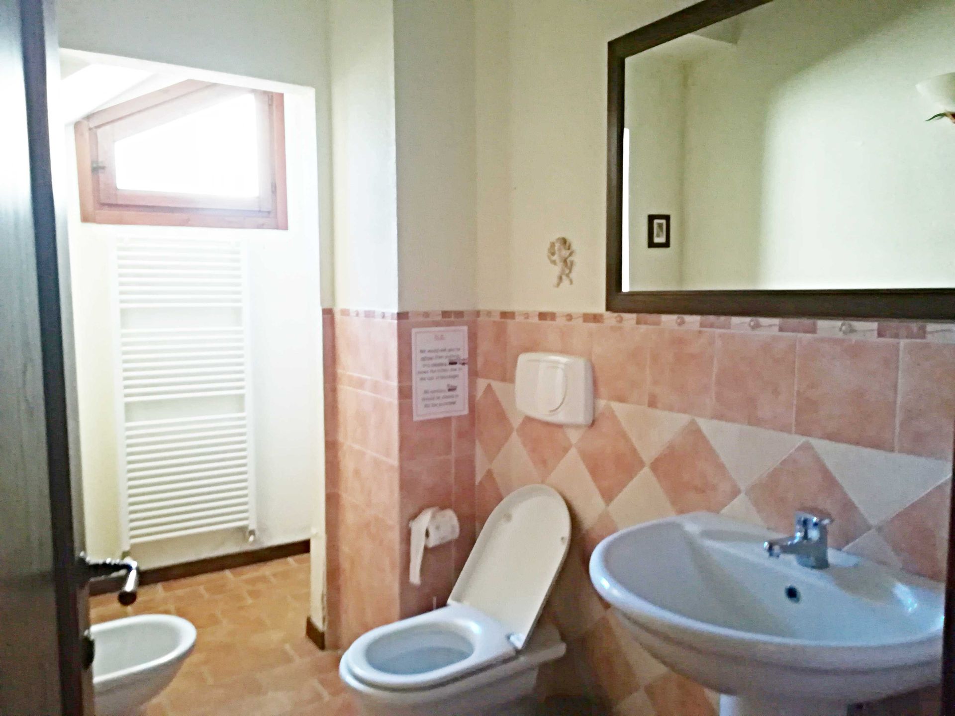 Condominium in Volterra, Tuscany 10129555