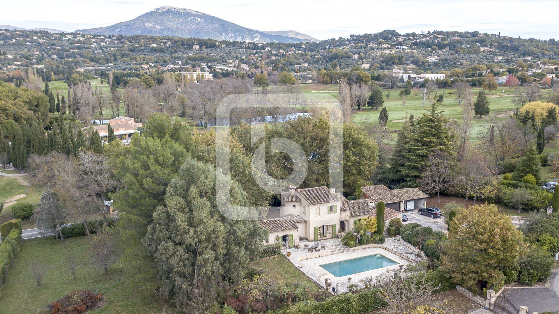 casa no Châteauneuf, Provence-Alpes-Côte d'Azur 10129589