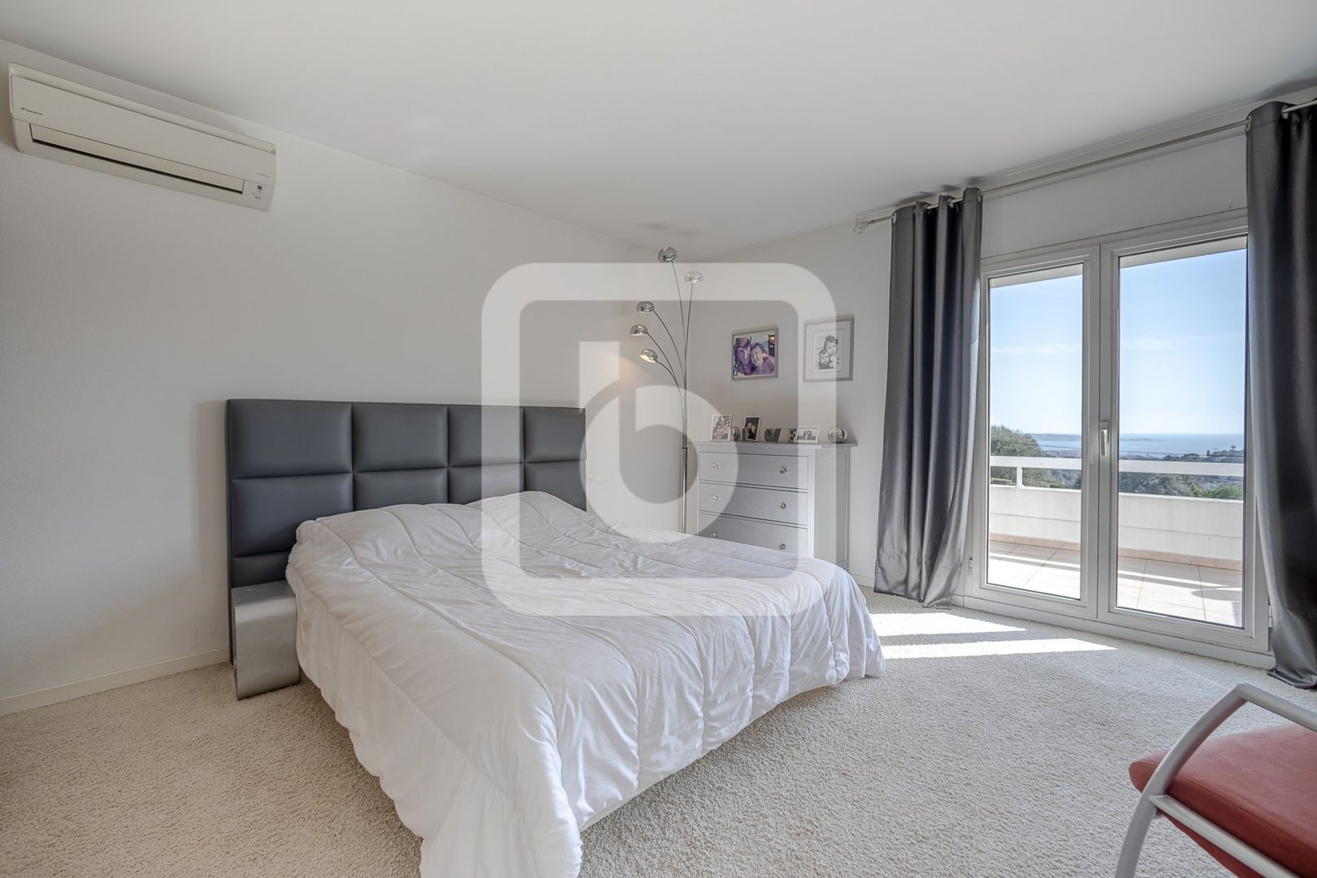 בַּיִת ב Antibes, Provence-Alpes-Côte d'Azur 10129590