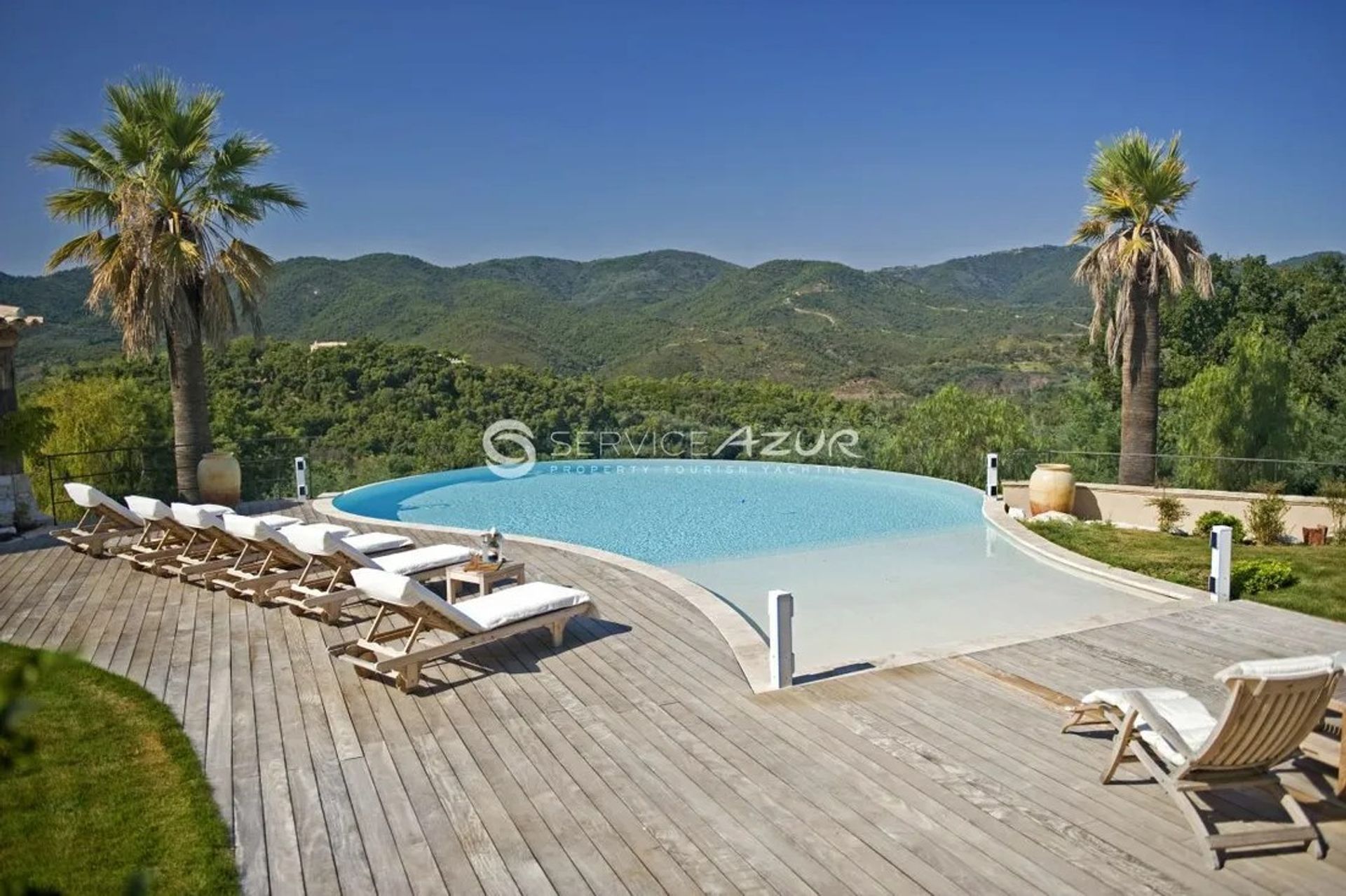 Кондоминиум в Cannes, Provence-Alpes-Côte d'Azur 10129711