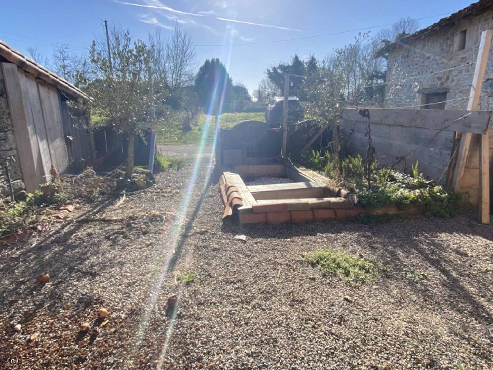 rumah dalam Nanteuil-en-Vallée, Nouvelle-Aquitaine 10129872