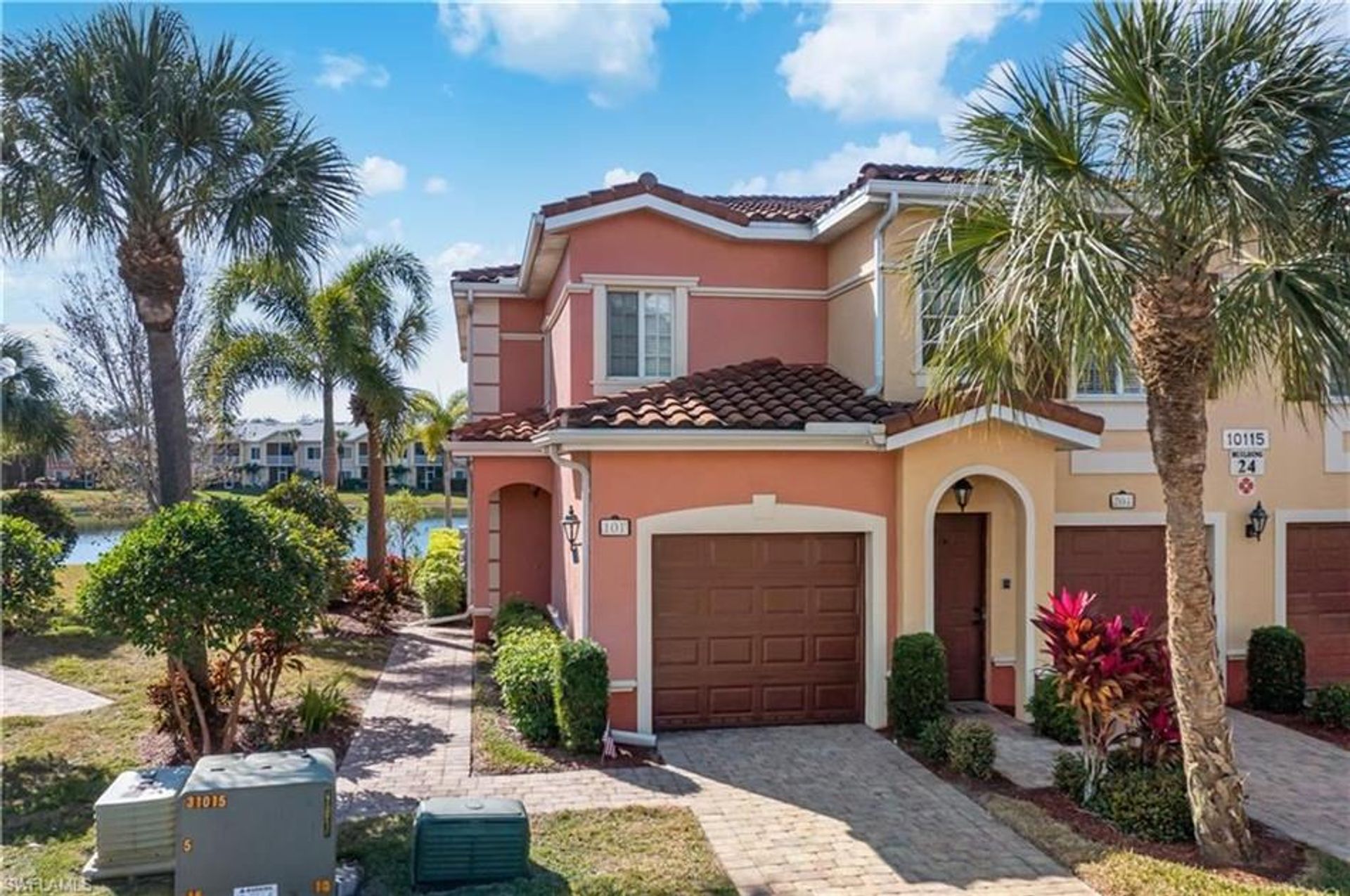 Condominium in Estero, Florida 10129948