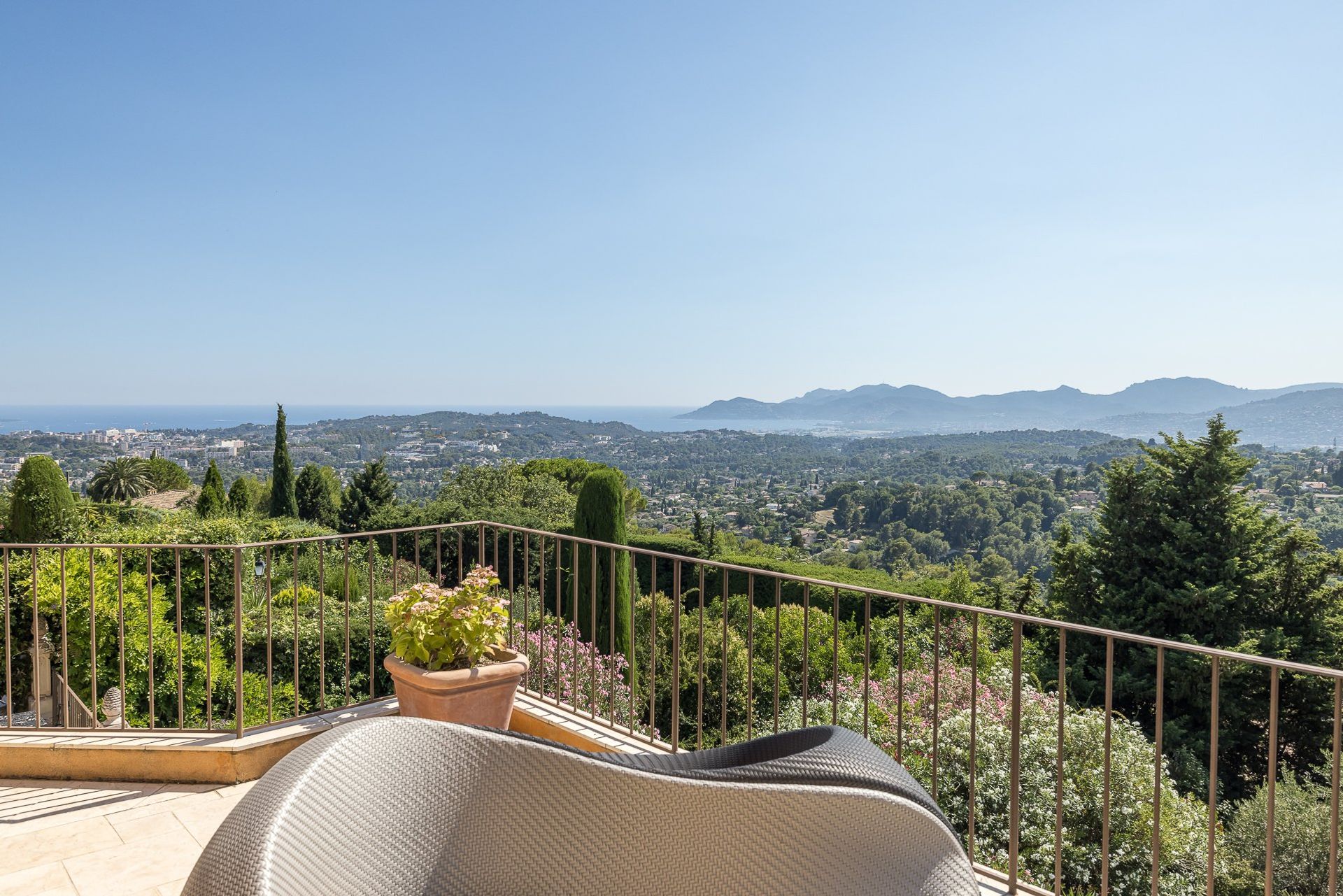 Huis in Mougins, Provence-Alpes-Côte d'Azur 10129955