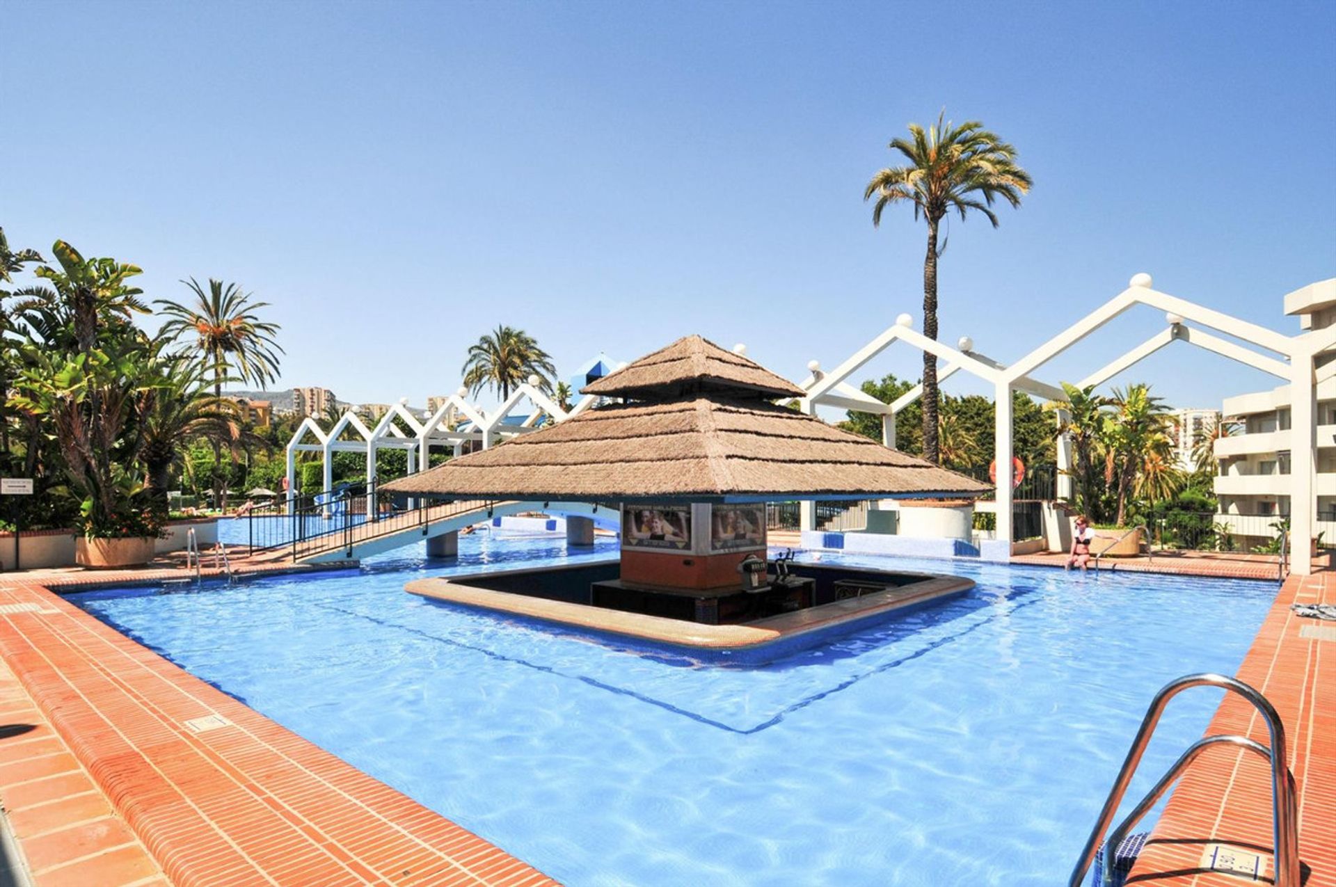 Condominio en Benalmádena, Andalusia 10130028