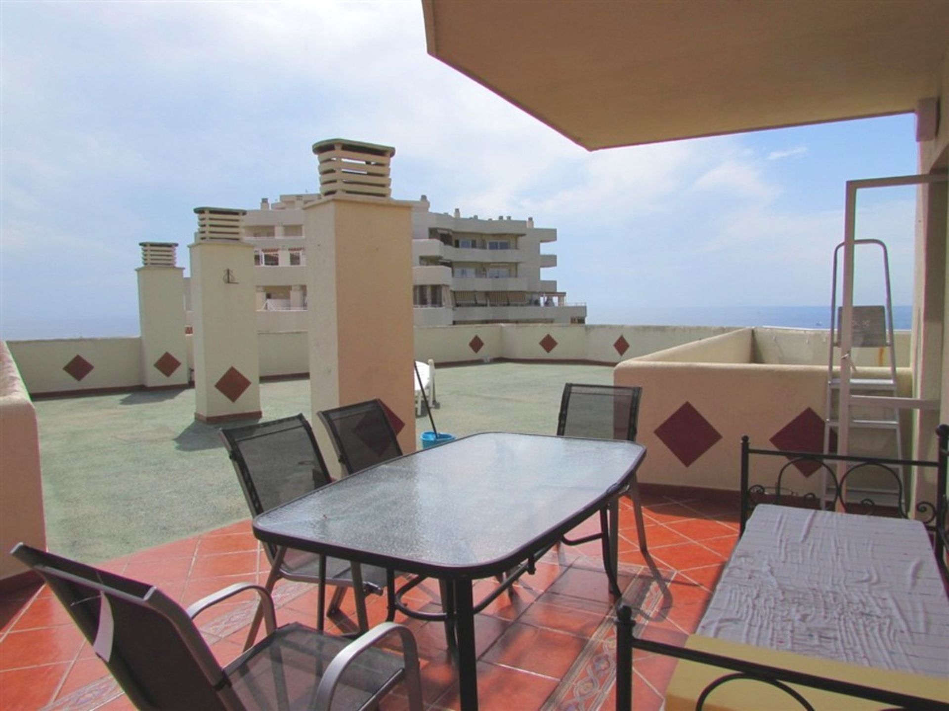 Condominium in Benalmádena, Andalusia 10130028