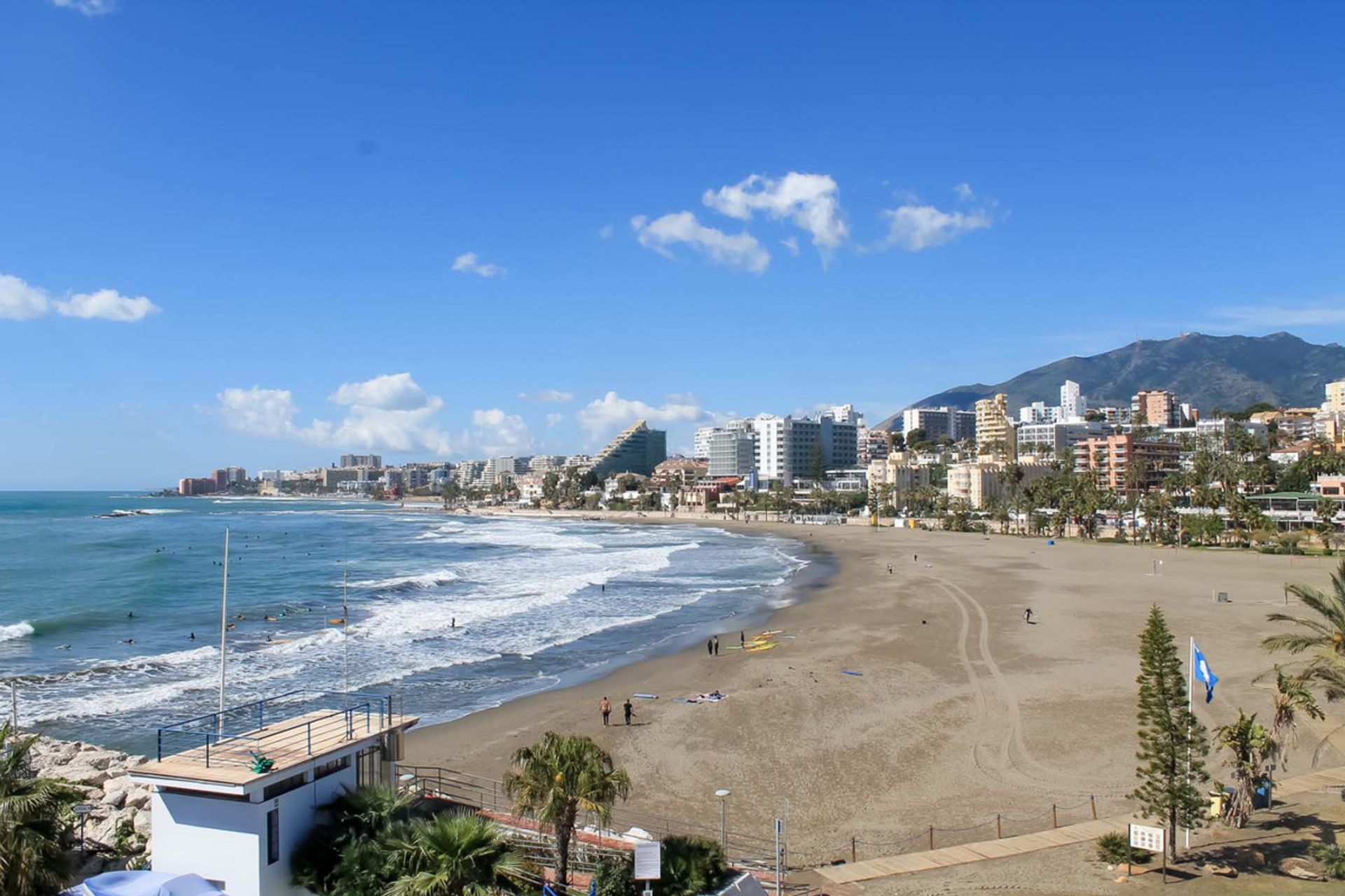 Condominium dans Benalmádena, Andalusia 10130038