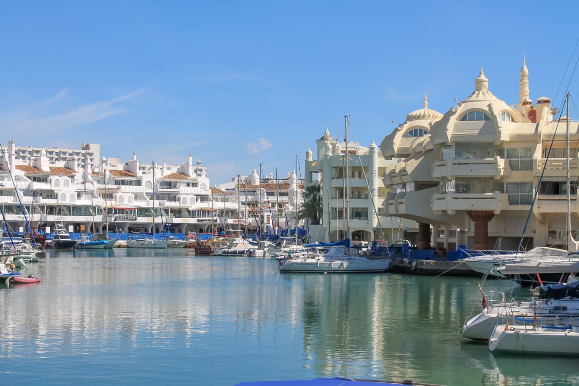 Condominium dans Benalmádena, Andalusia 10130038