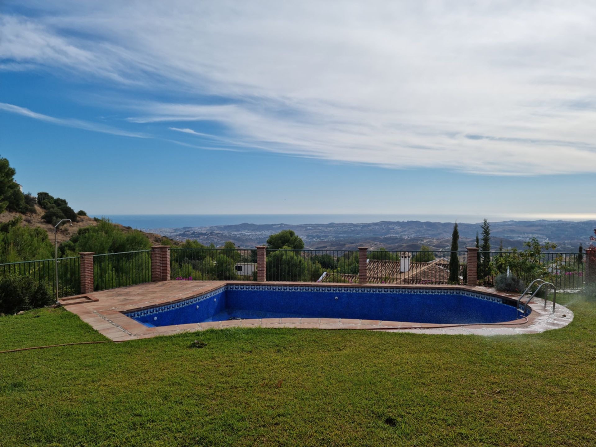 House in Alhaurin el Grande, Andalusia 10130242