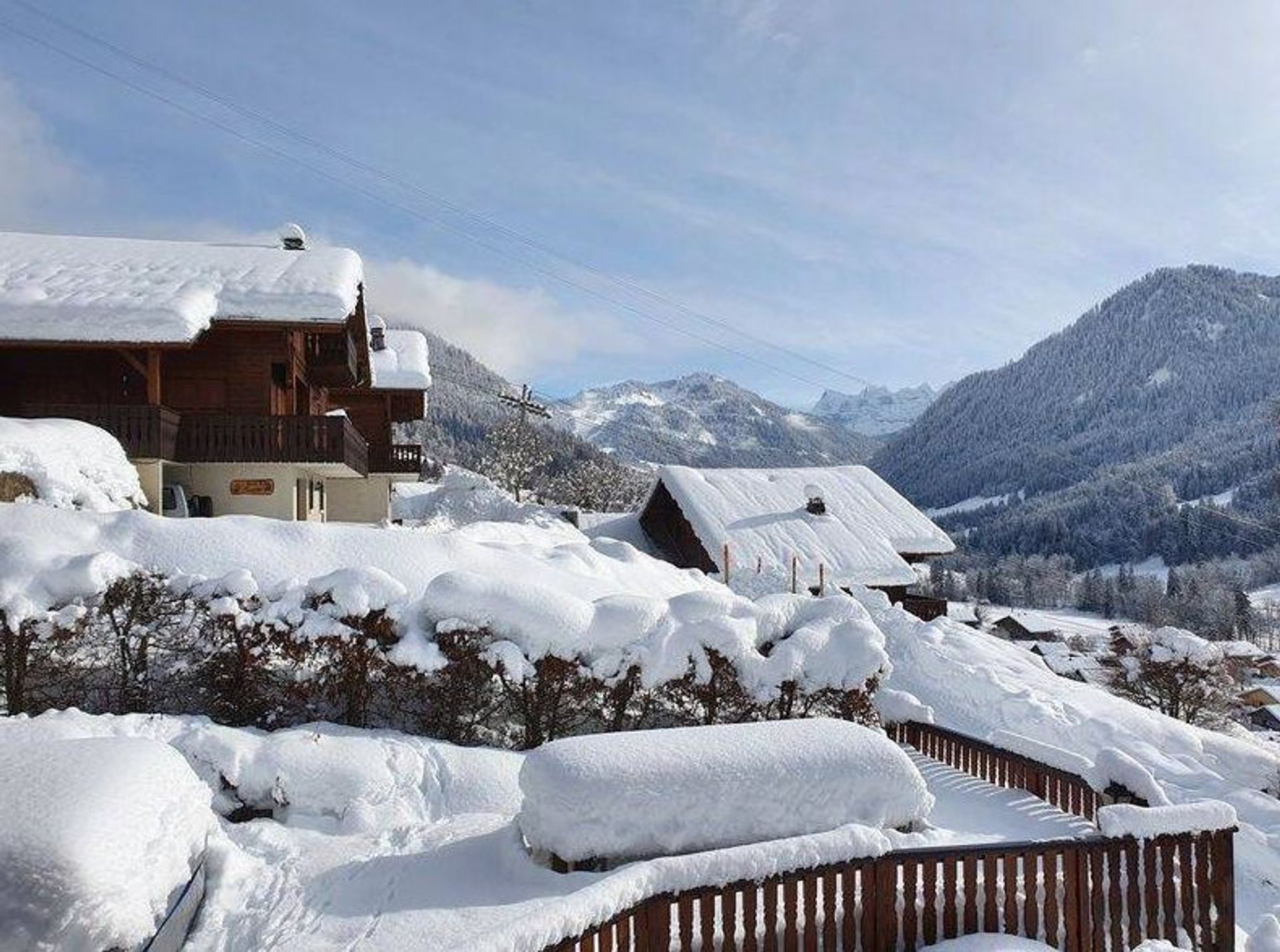 בַּיִת ב La Chapelle-d'Abondance, Auvergne-Rhône-Alpes 10130469