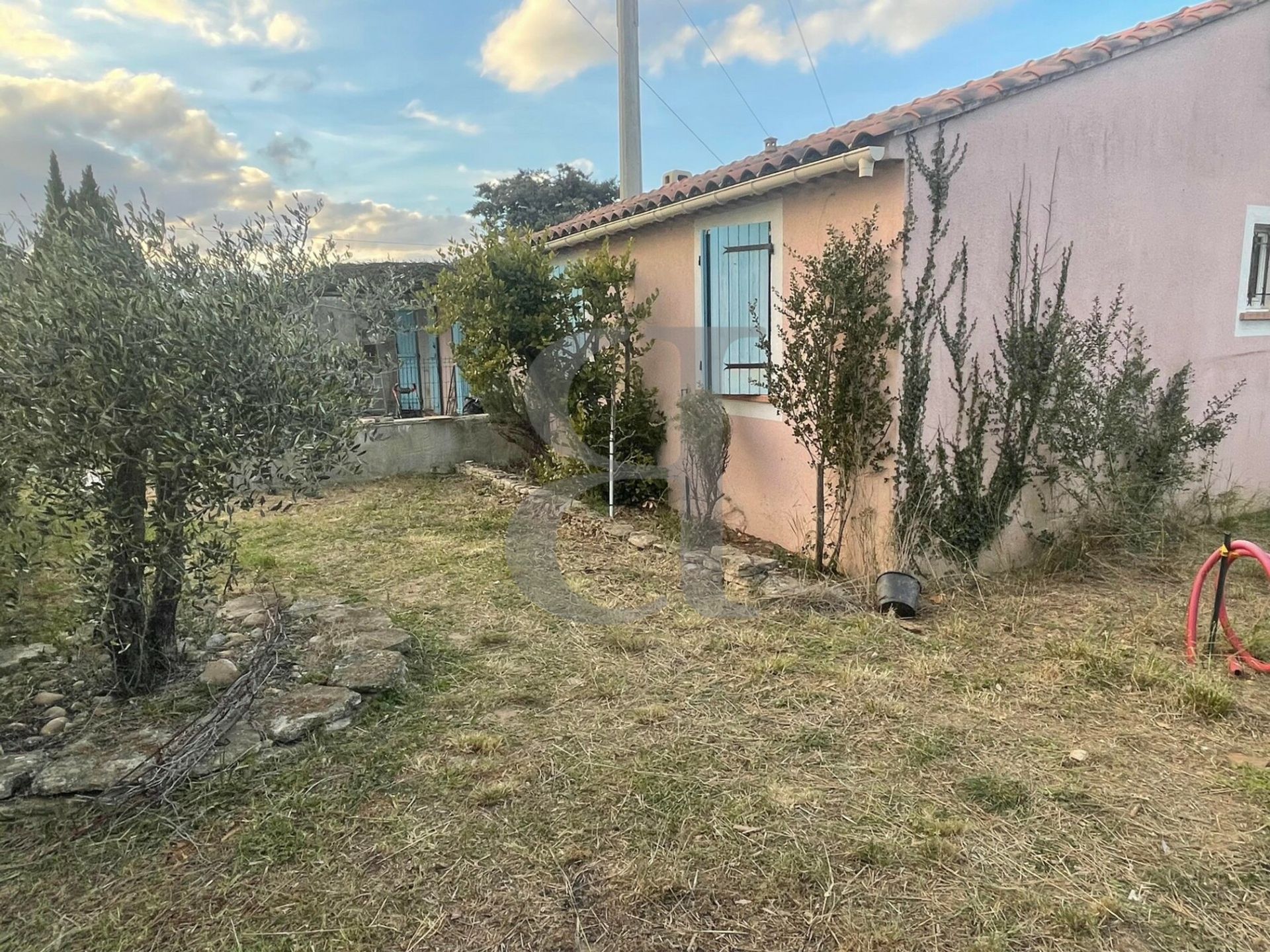 Casa nel Châteauneuf-de-Gadagne, Provence-Alpes-Côte d'Azur 10130882