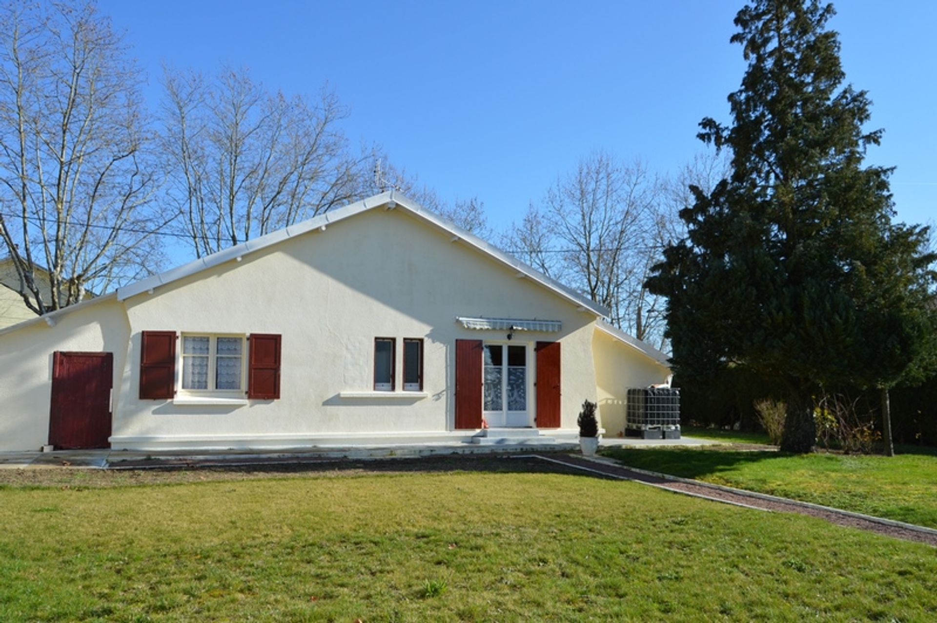 Huis in Villefagnan, Nouvelle-Aquitaine 10131097