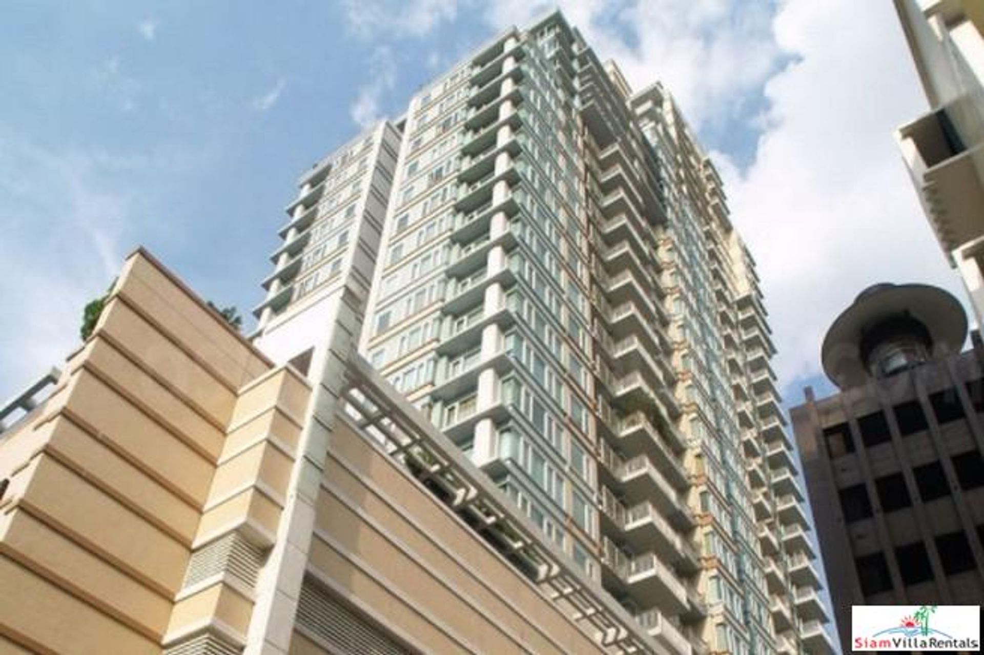 Condominio en Khlong Toei, Krung Thep Maha Nakhon 10131242