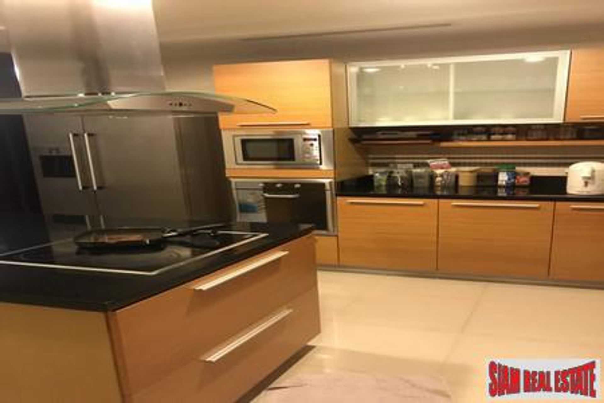 Condominium in , Krung Thep Maha Nakhon 10131260