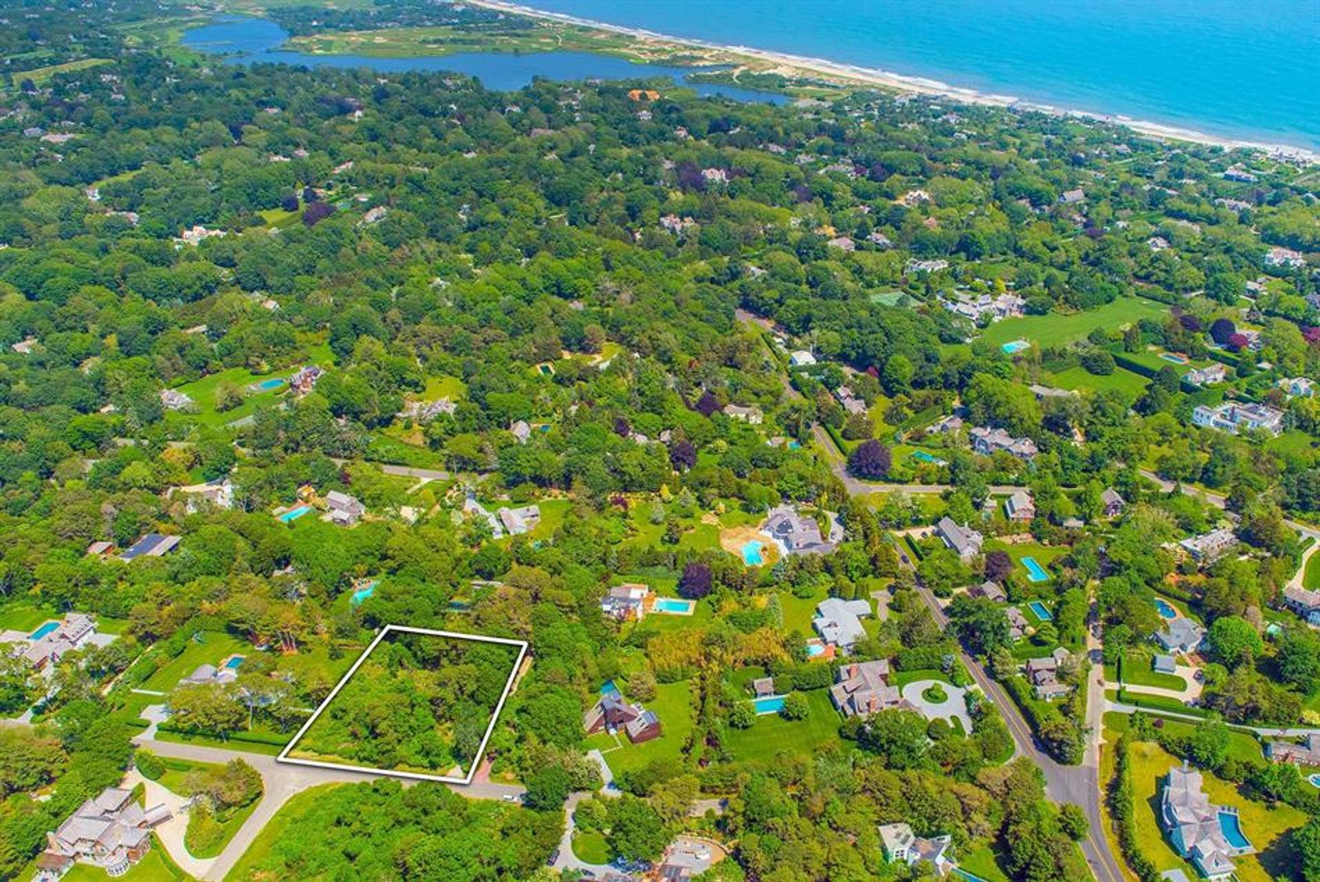 Land i Apaquogue, New York 10131500