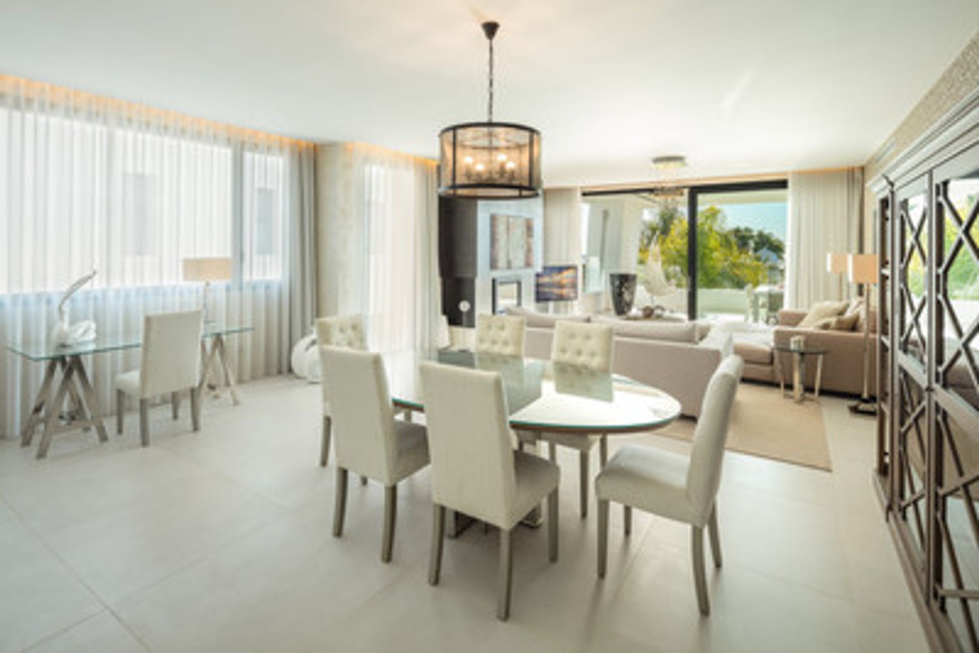 Condominium in Marbella, Andalusia 10131577