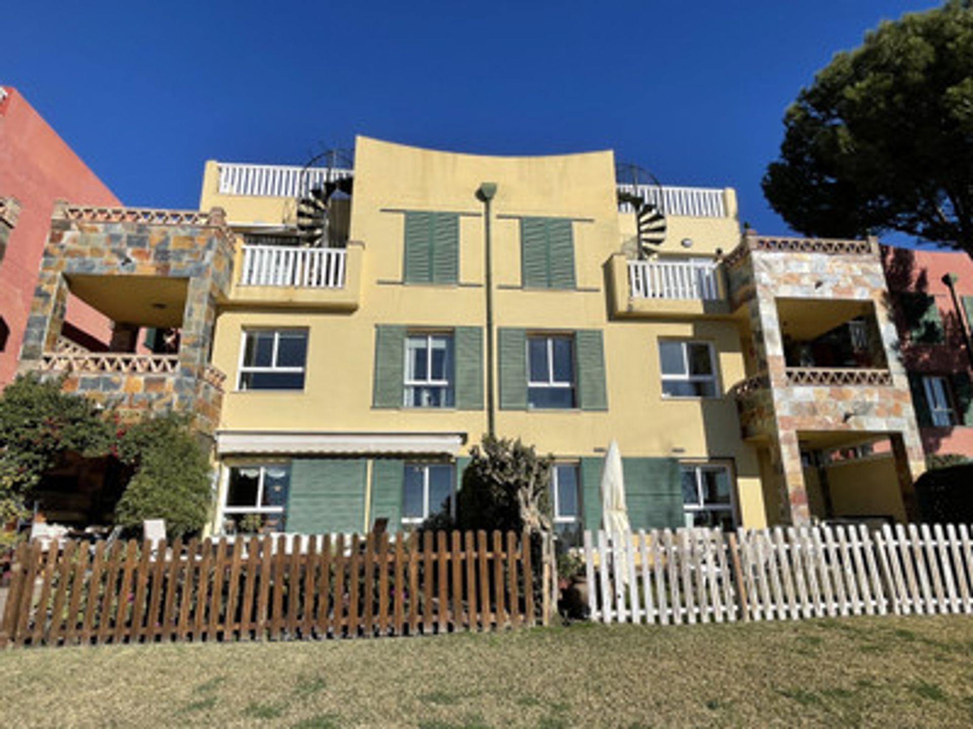 Condominio en Benalmádena, Andalusia 10131595