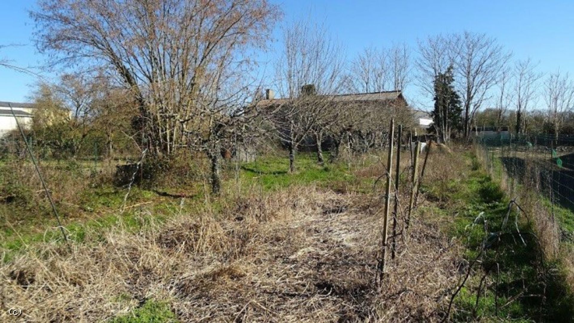 σπίτι σε Chef-Boutonne, Nouvelle-Aquitaine 10131865