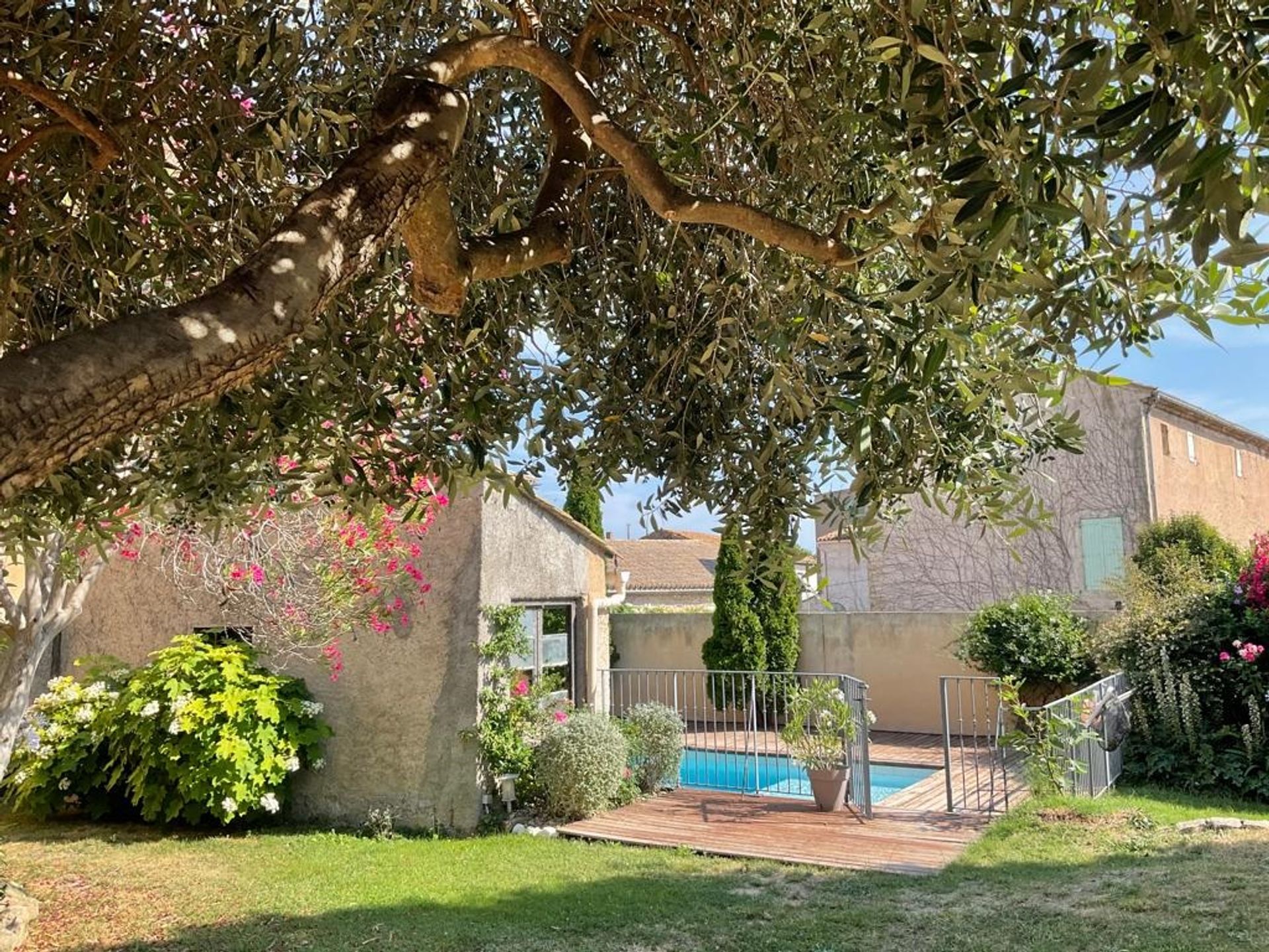 Rumah di Cazouls-les-Beziers, Oksitanie 10132517