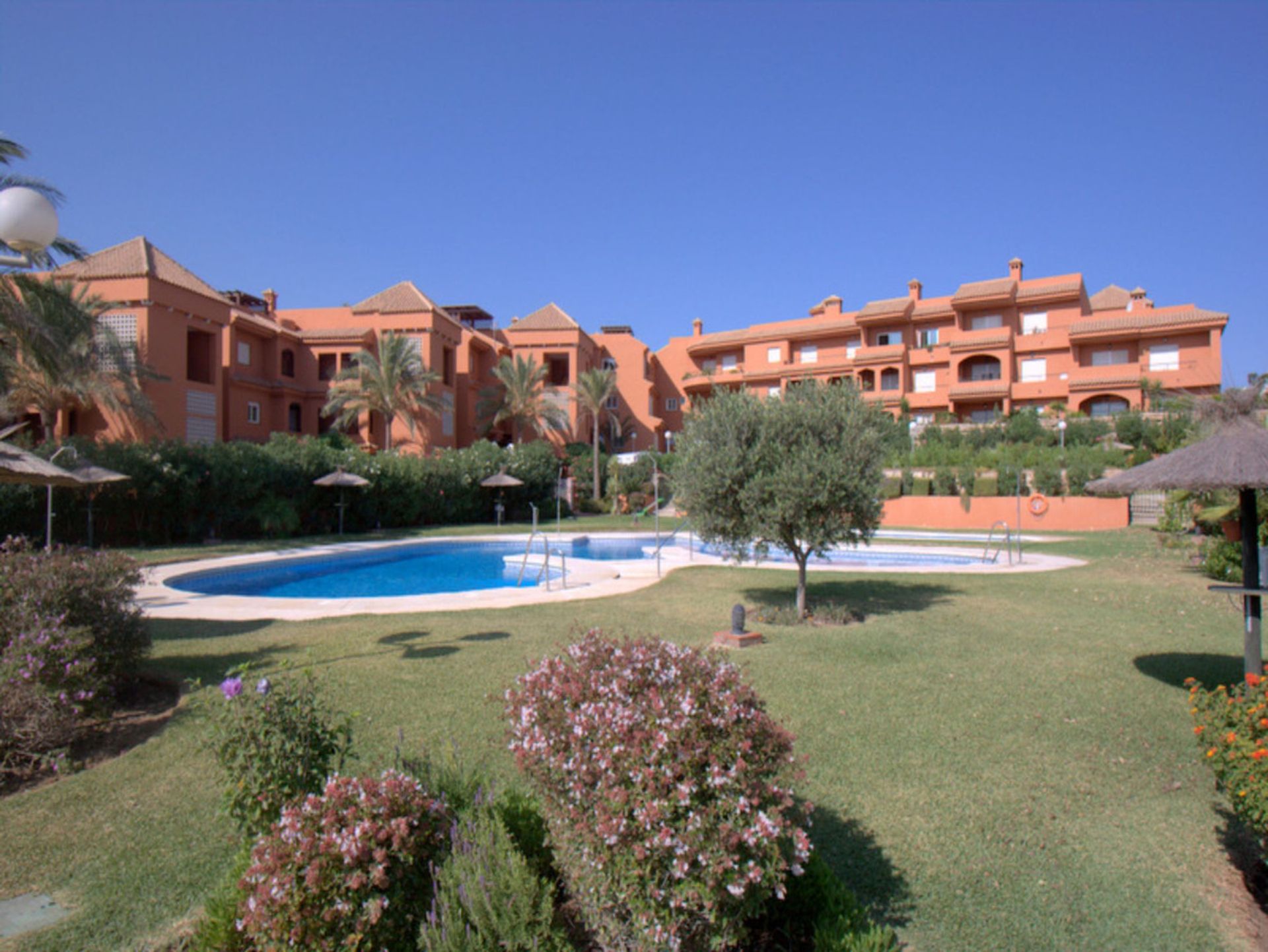 Condominio nel Castello di Sabinillas, Andalusia 10132600