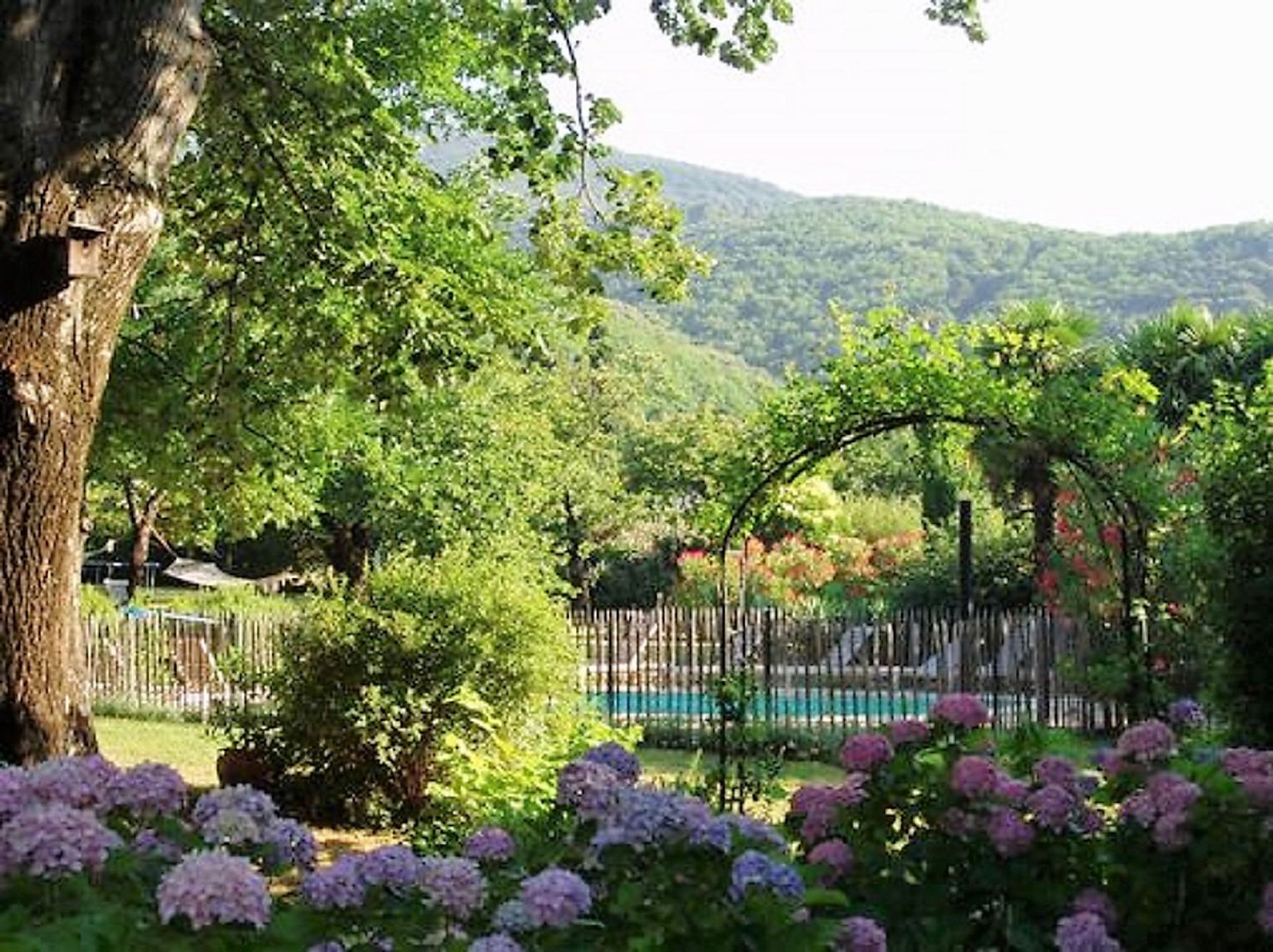 casa en Saint-Pons-de-Thomieres, Occitanie 10132730