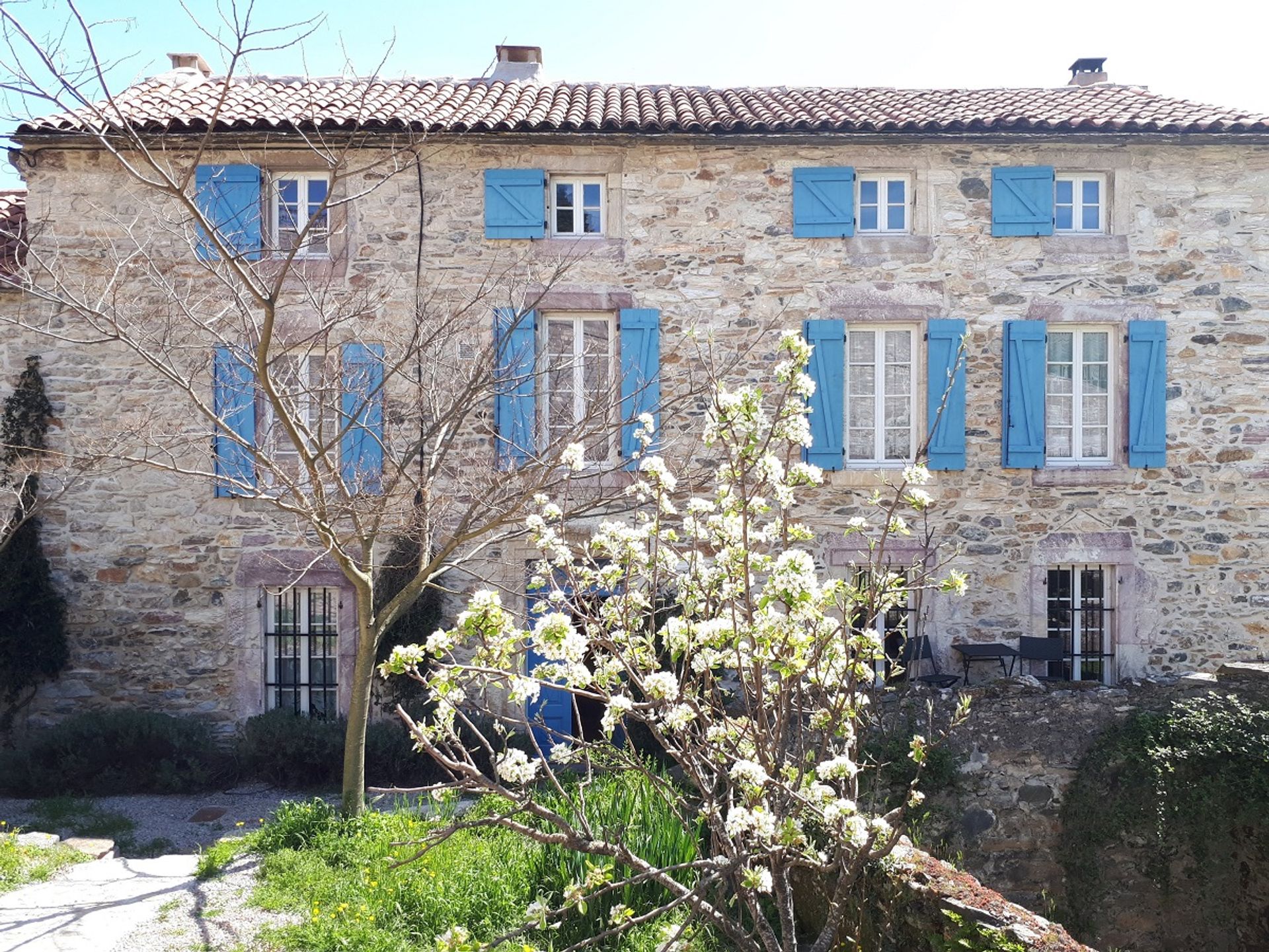 Huis in Saint-Pons-de-Thomières, Occitanie 10132735