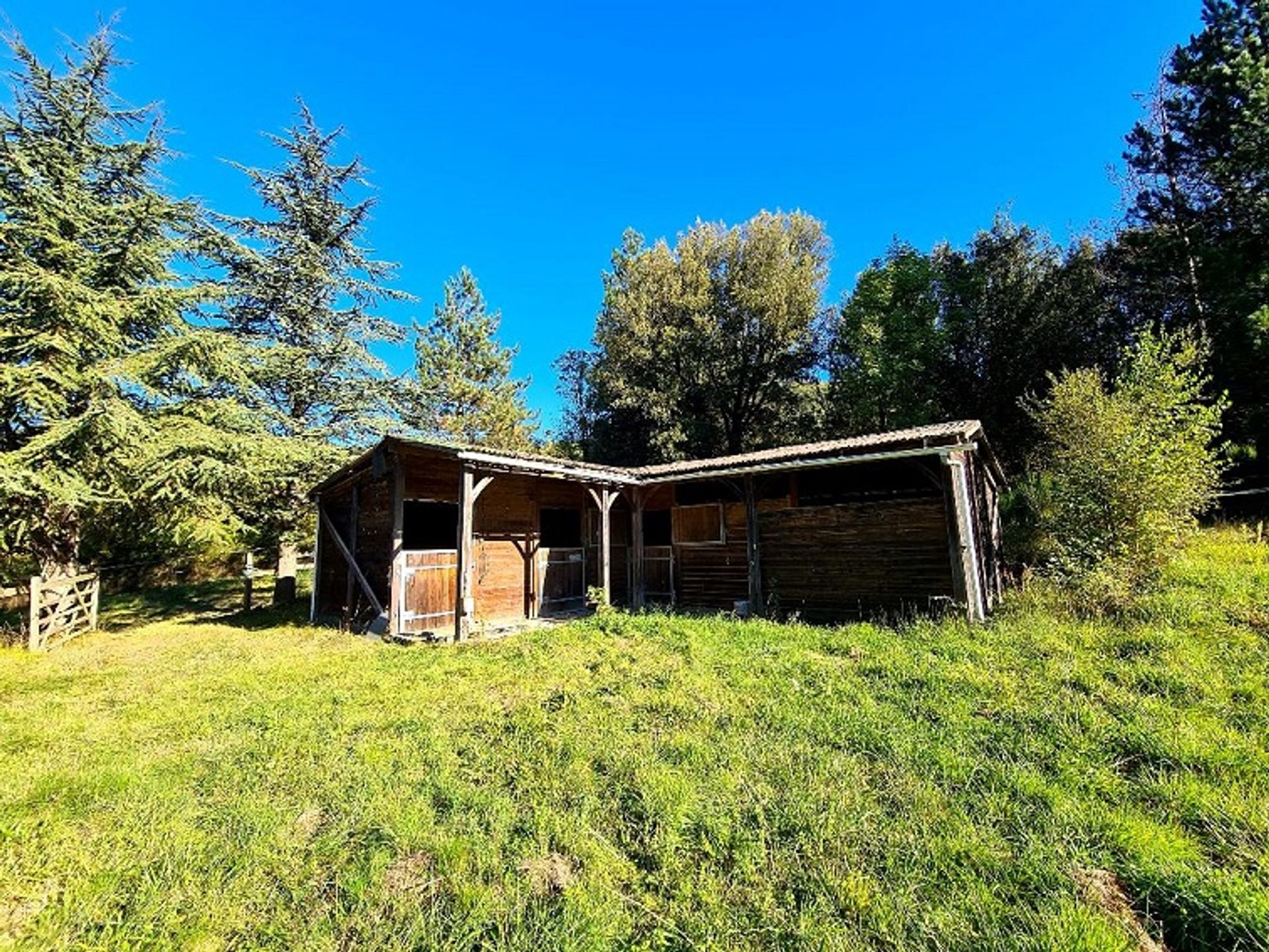 rumah dalam Saint-Chinian, Occitanie 10132838