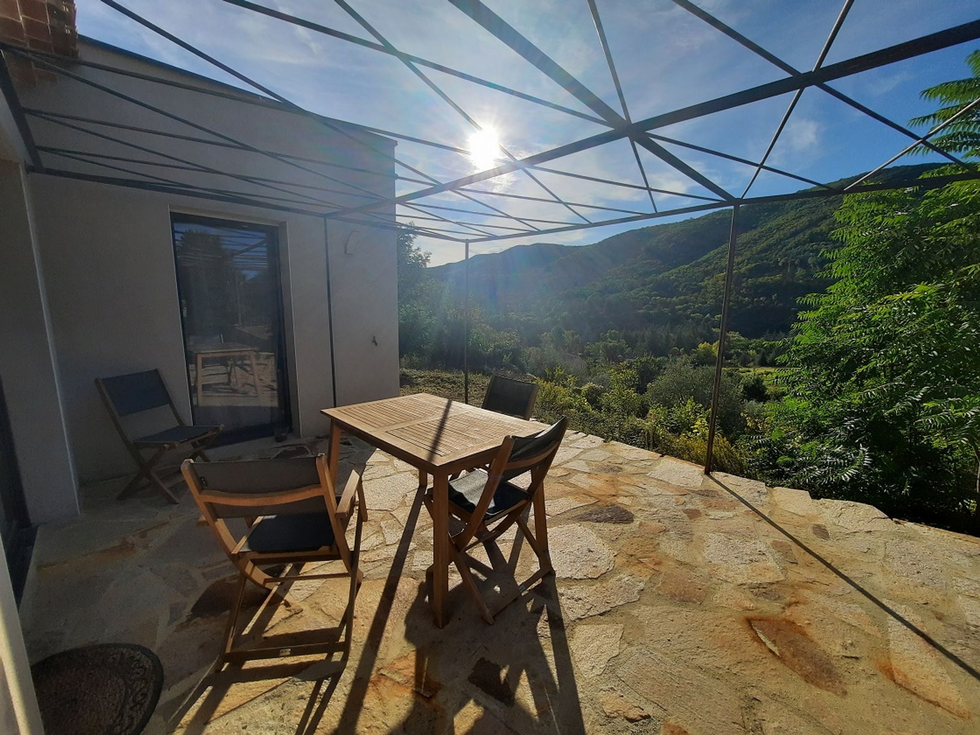 casa en Saint-Pons-de-Thomières, Occitanie 10132857