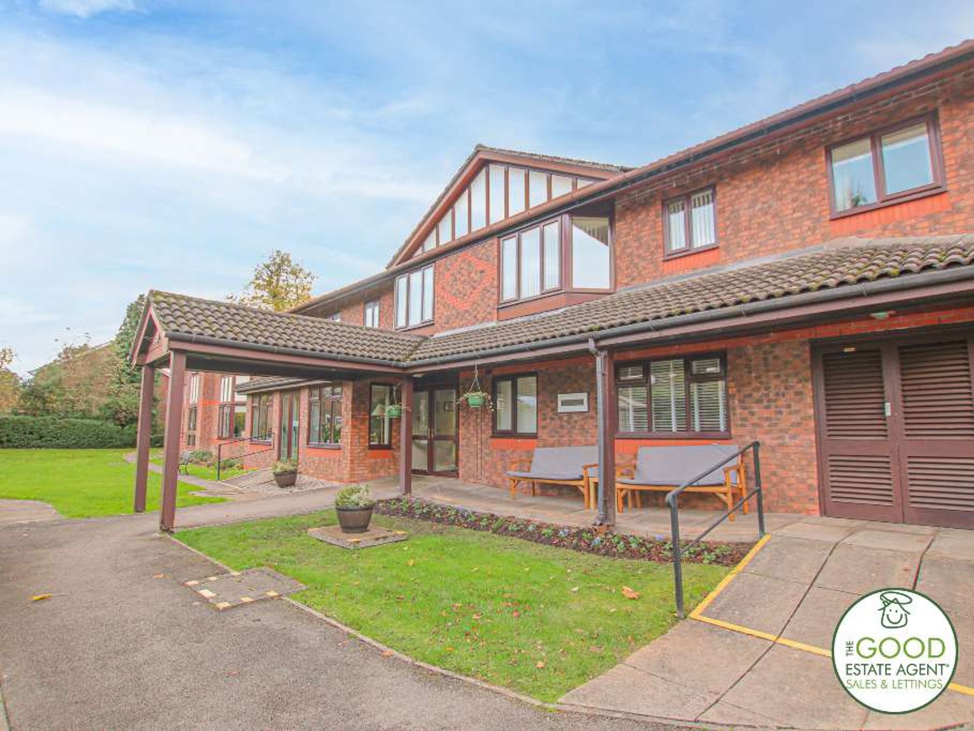 Condominium in Overhandigen, Cheshire Oosten 10132933