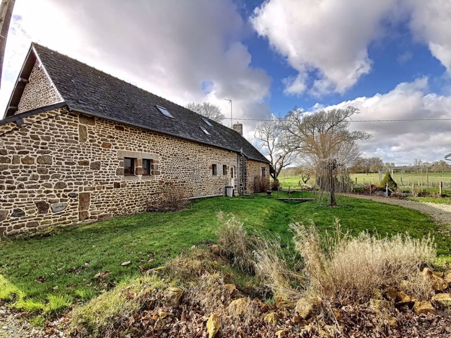 casa en Passais-Villages, Normandy 10133330