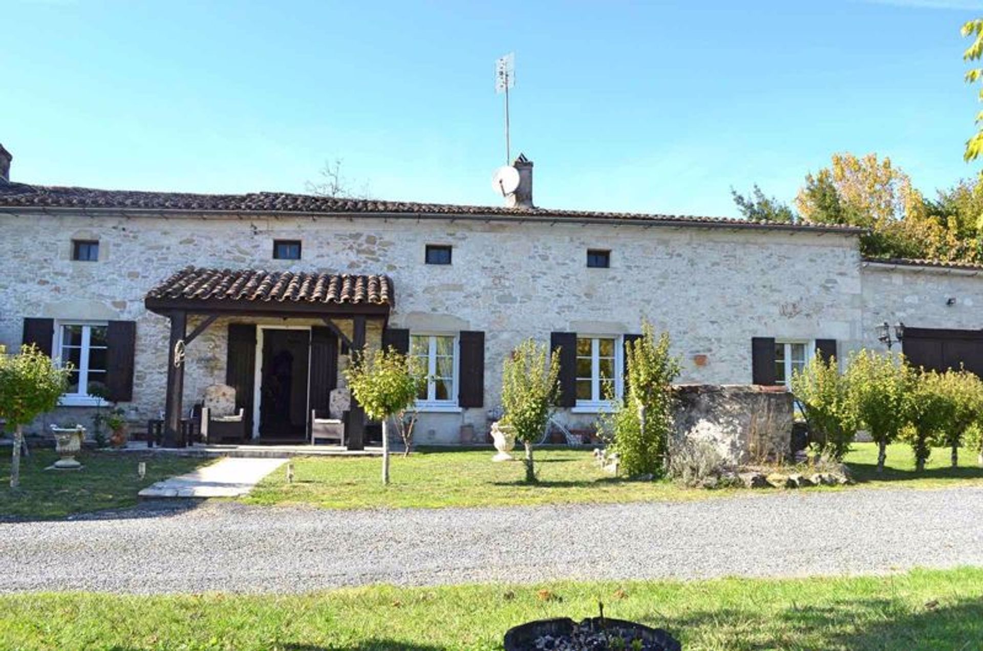 rumah dalam Duras, Nouvelle-Aquitaine 10133345