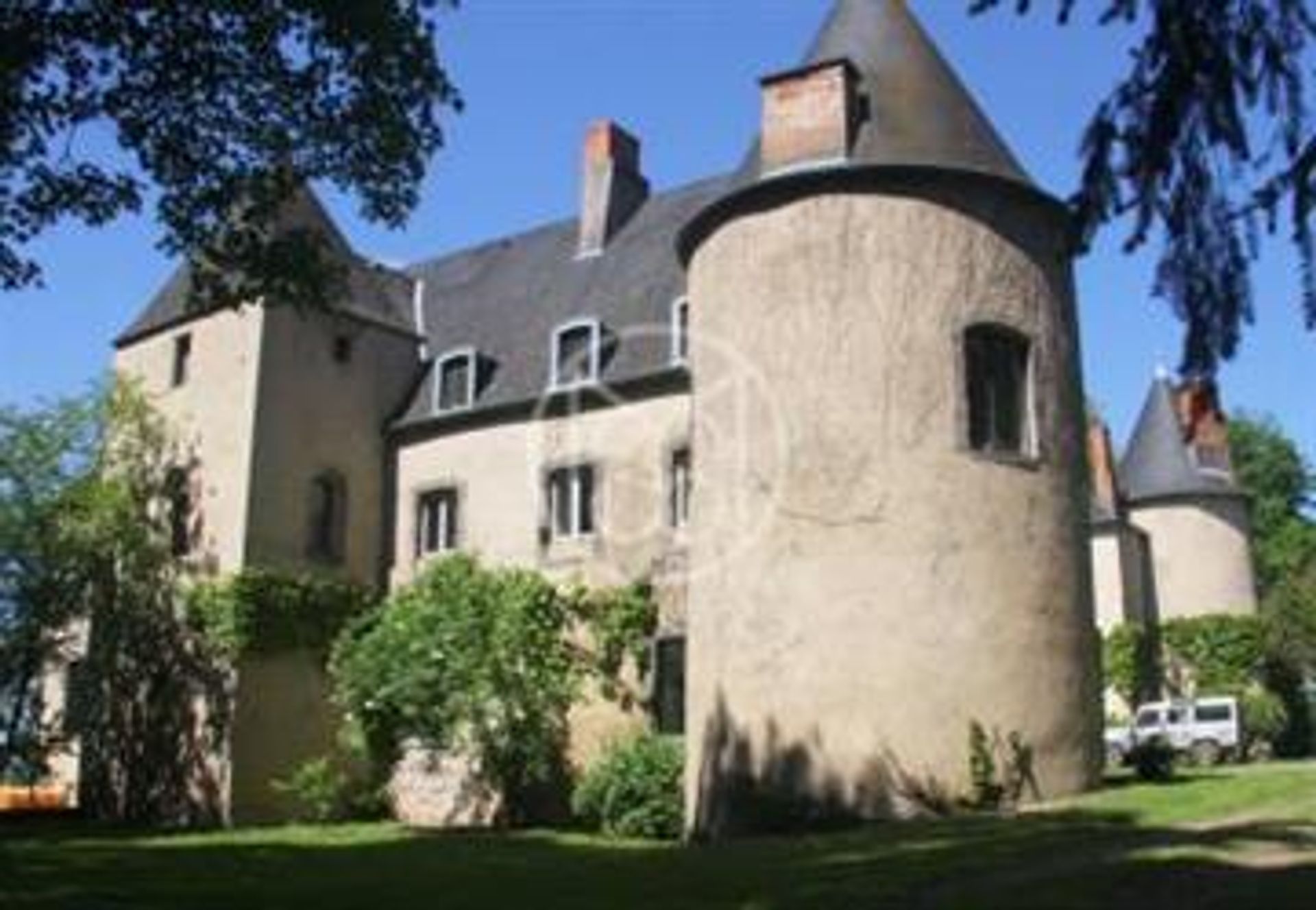 Rumah di Puy-Guillaume, Auvergne-Rhône-Alpes 10133680