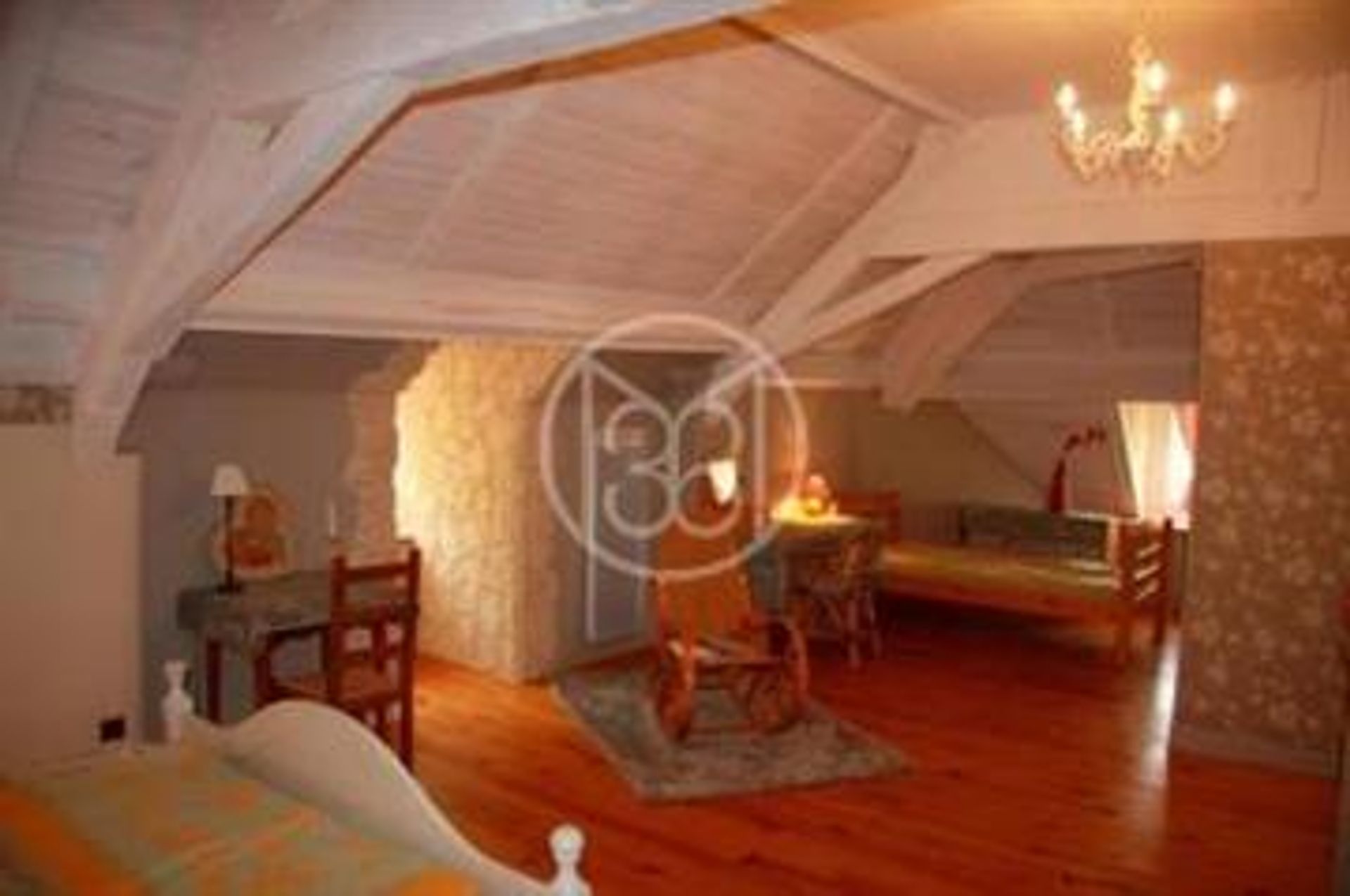 Будинок в Saint-Pourçain-sur-Sioule, Auvergne-Rhône-Alpes 10133681