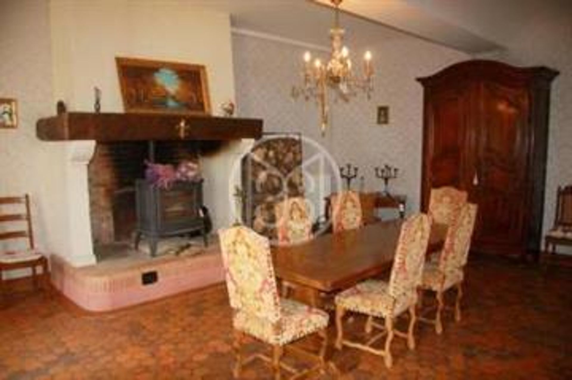 Будинок в Saint-Pourçain-sur-Sioule, Auvergne-Rhône-Alpes 10133681