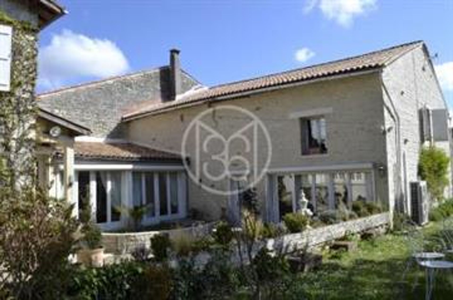 Casa nel Montignac Charente, Nuova Aquitania 10133744