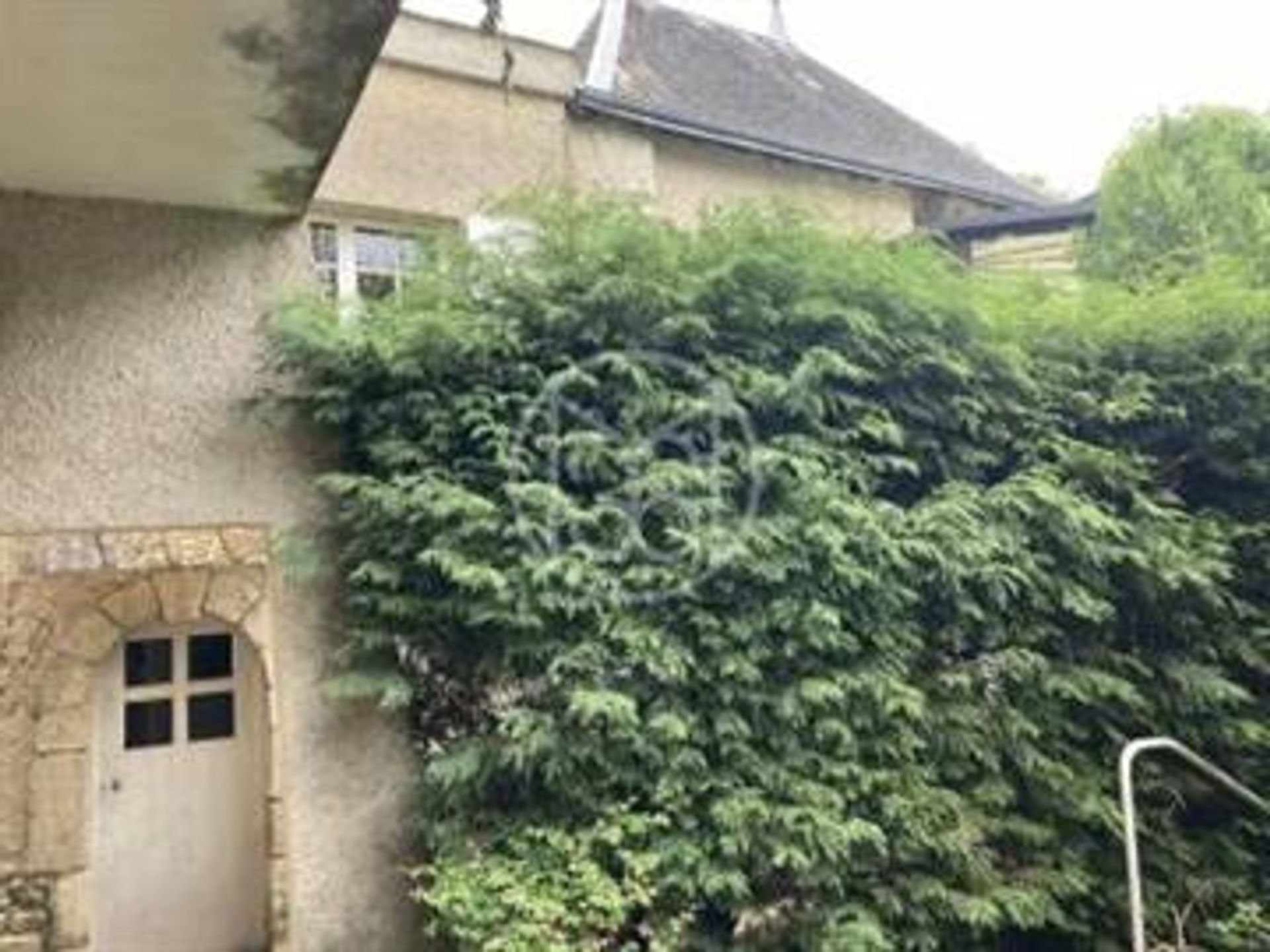 Huis in Bonneuil-Matours, Nouvelle-Aquitanië 10133746