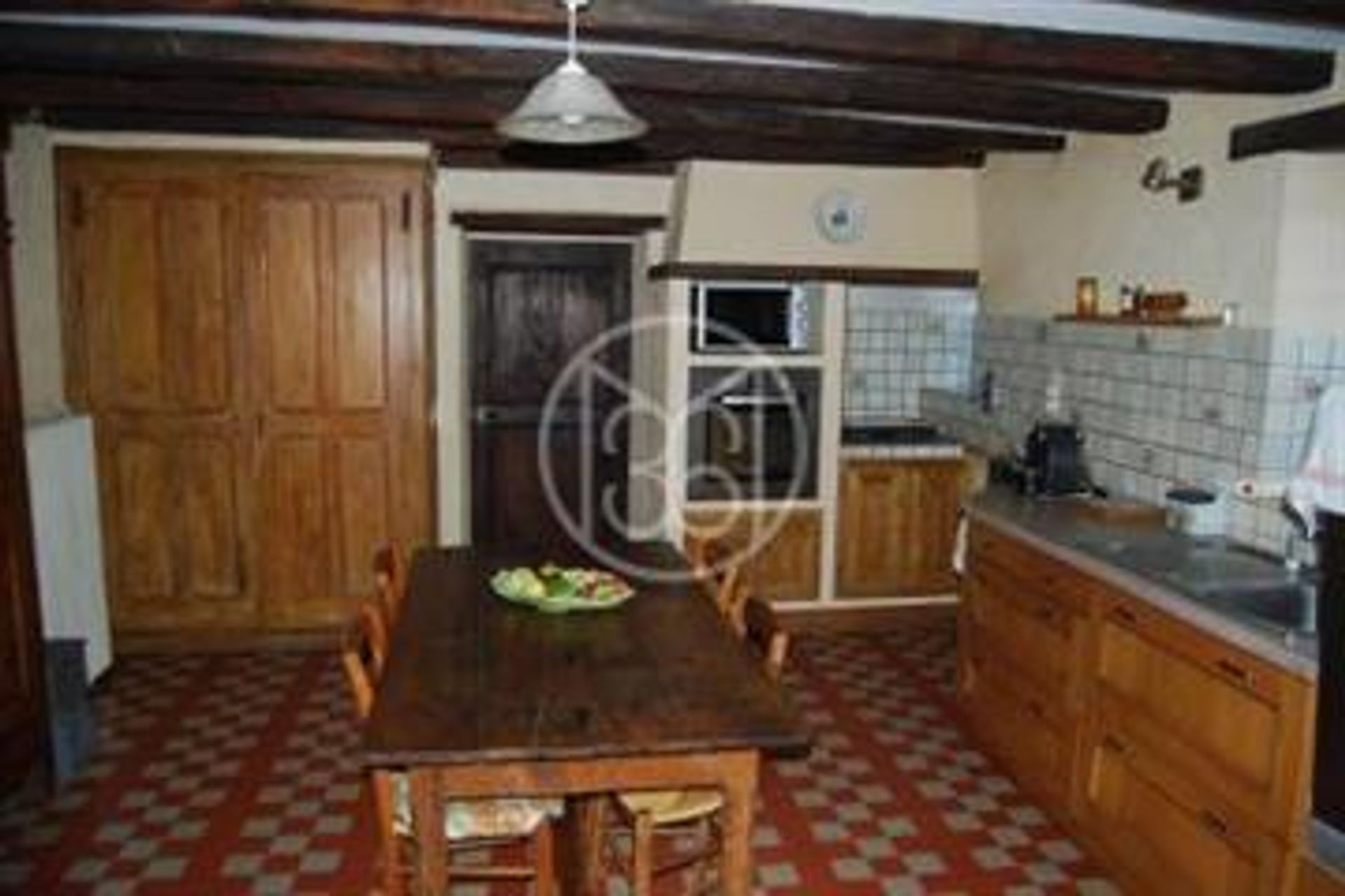 House in La Trimouille, Nouvelle-Aquitaine 10133752