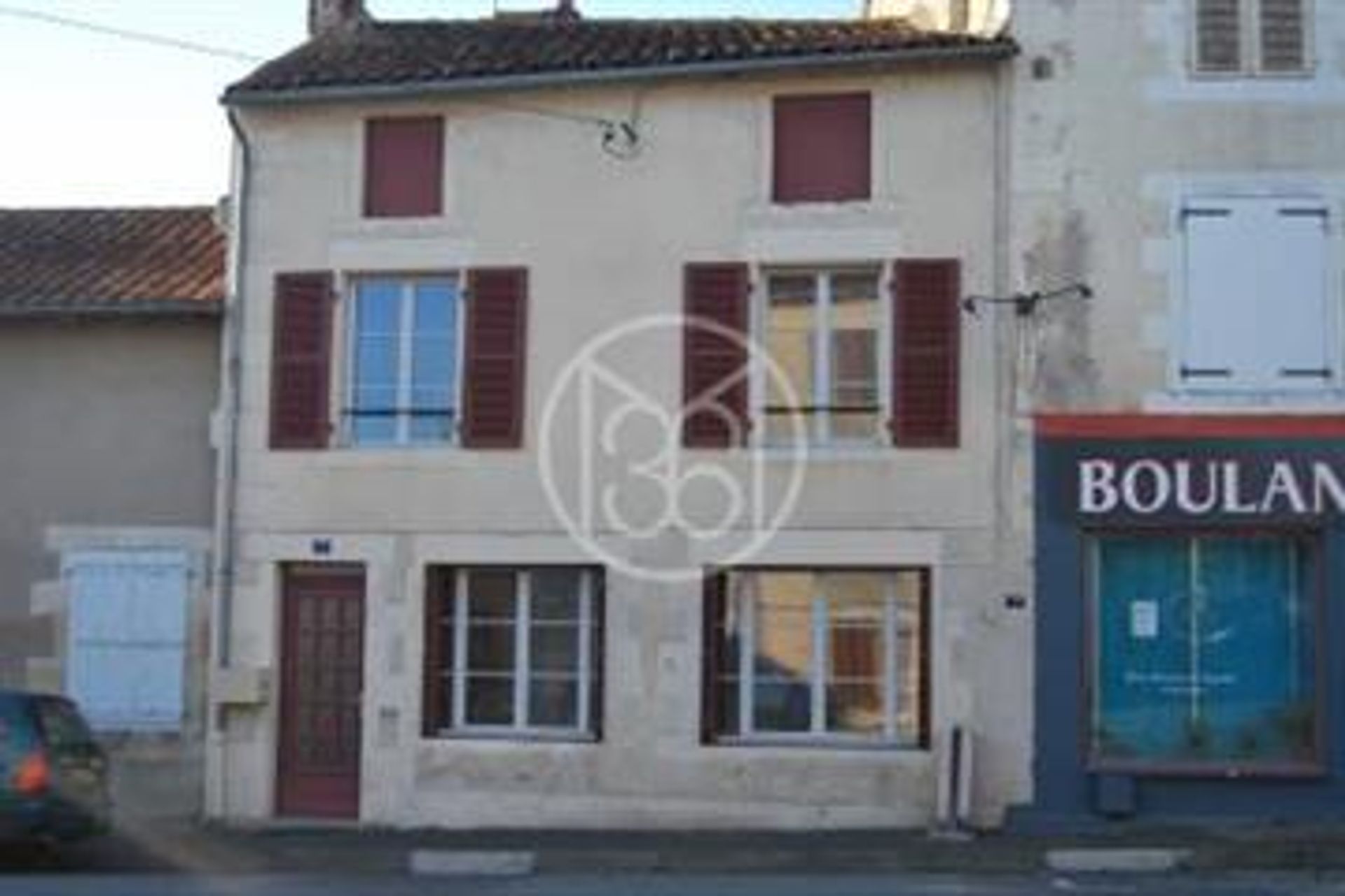 Hus i Montmorillon, Nouvelle-Aquitaine 10133774