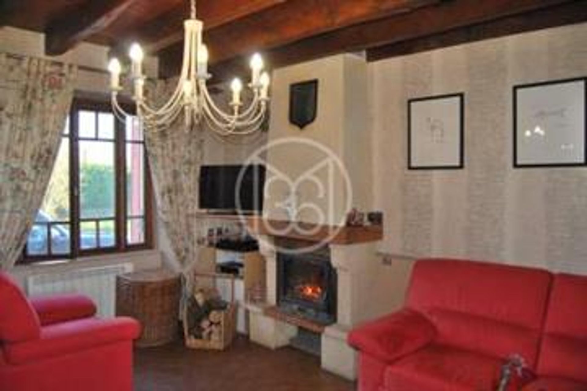 Huis in Saint-Leomer, Nouvelle-Aquitaine 10133775