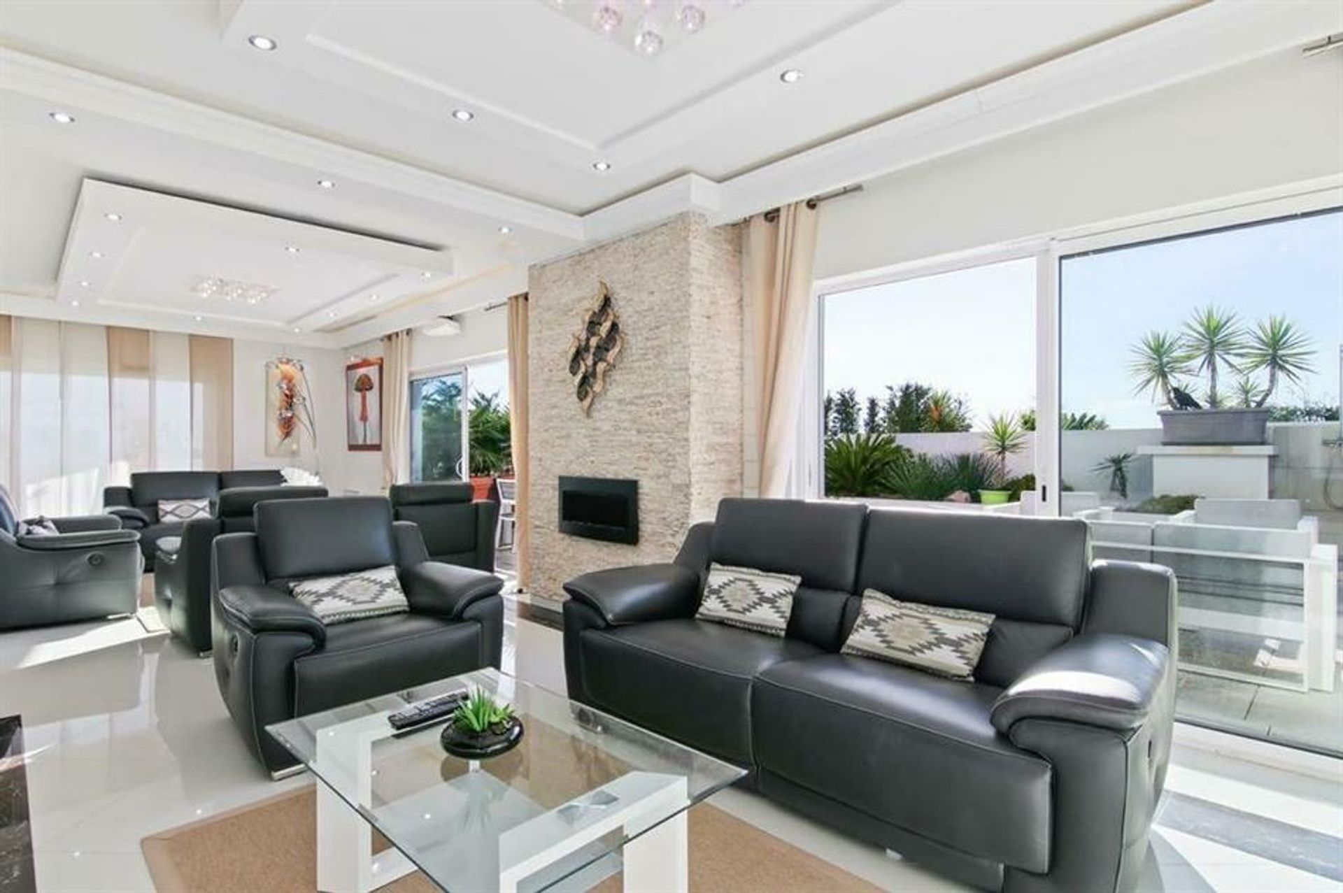 Condominium dans Cannes, Provence-Alpes-Côte d'Azur 10133789