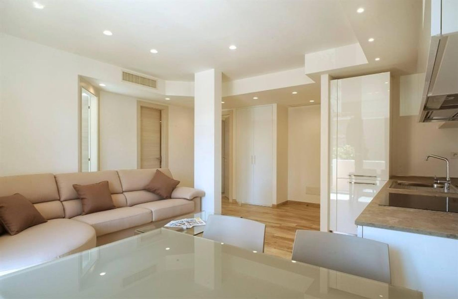 Condominium dans Cap-Martin, Provence-Alpes-Côte d'Azur 10133803