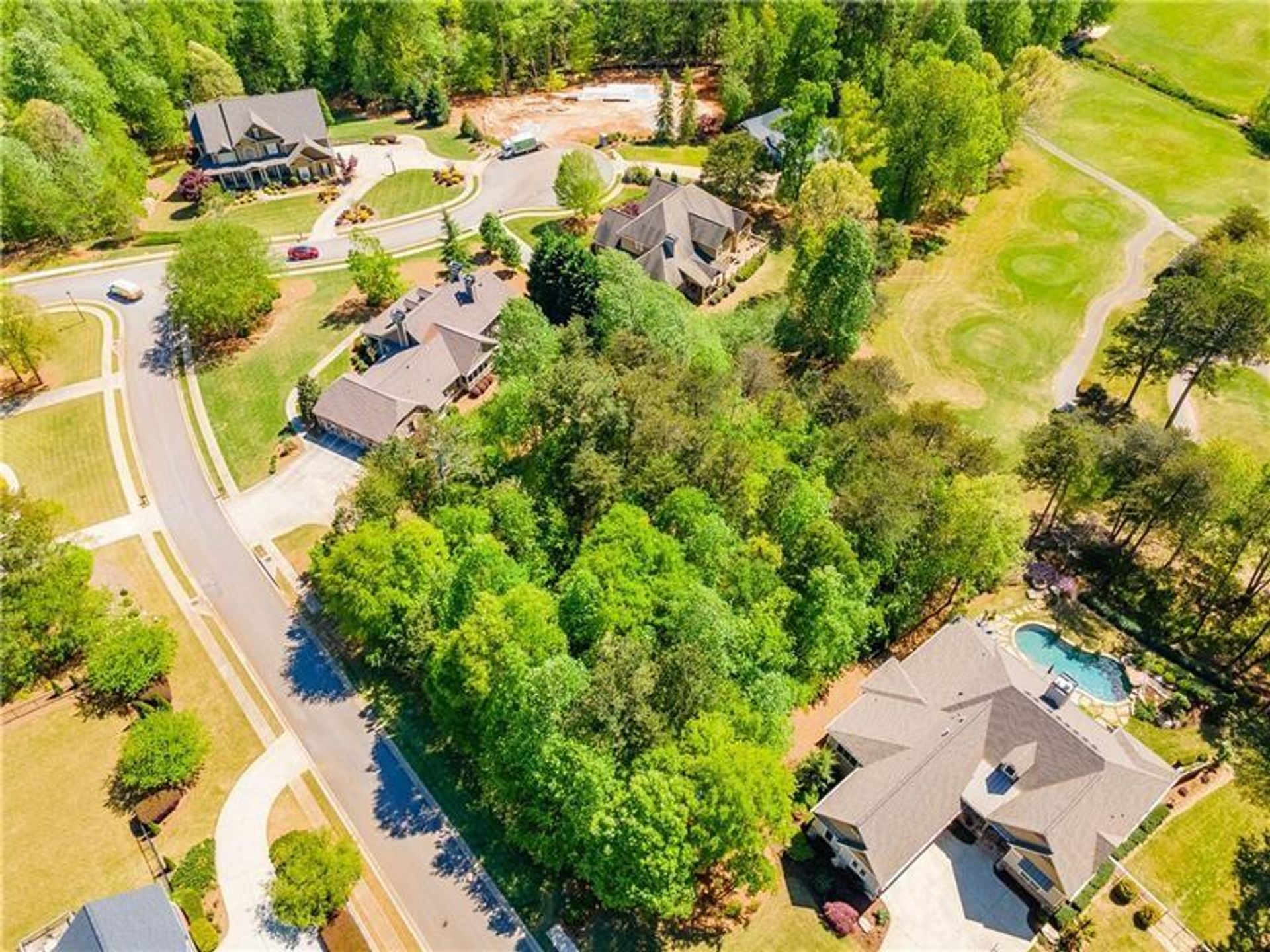 House in Flowery Branch, Georgia 10134336