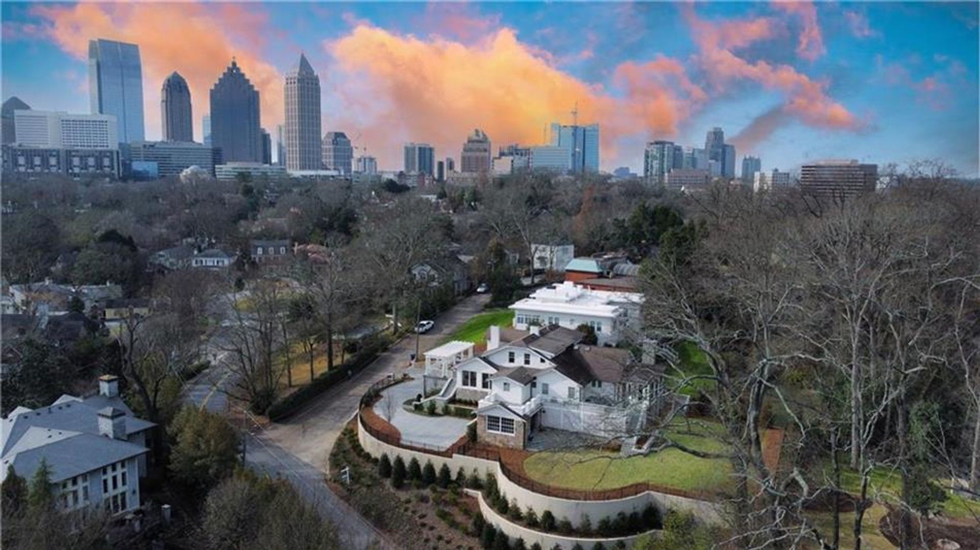 σπίτι σε Hillside Cottages, Georgia 10134461