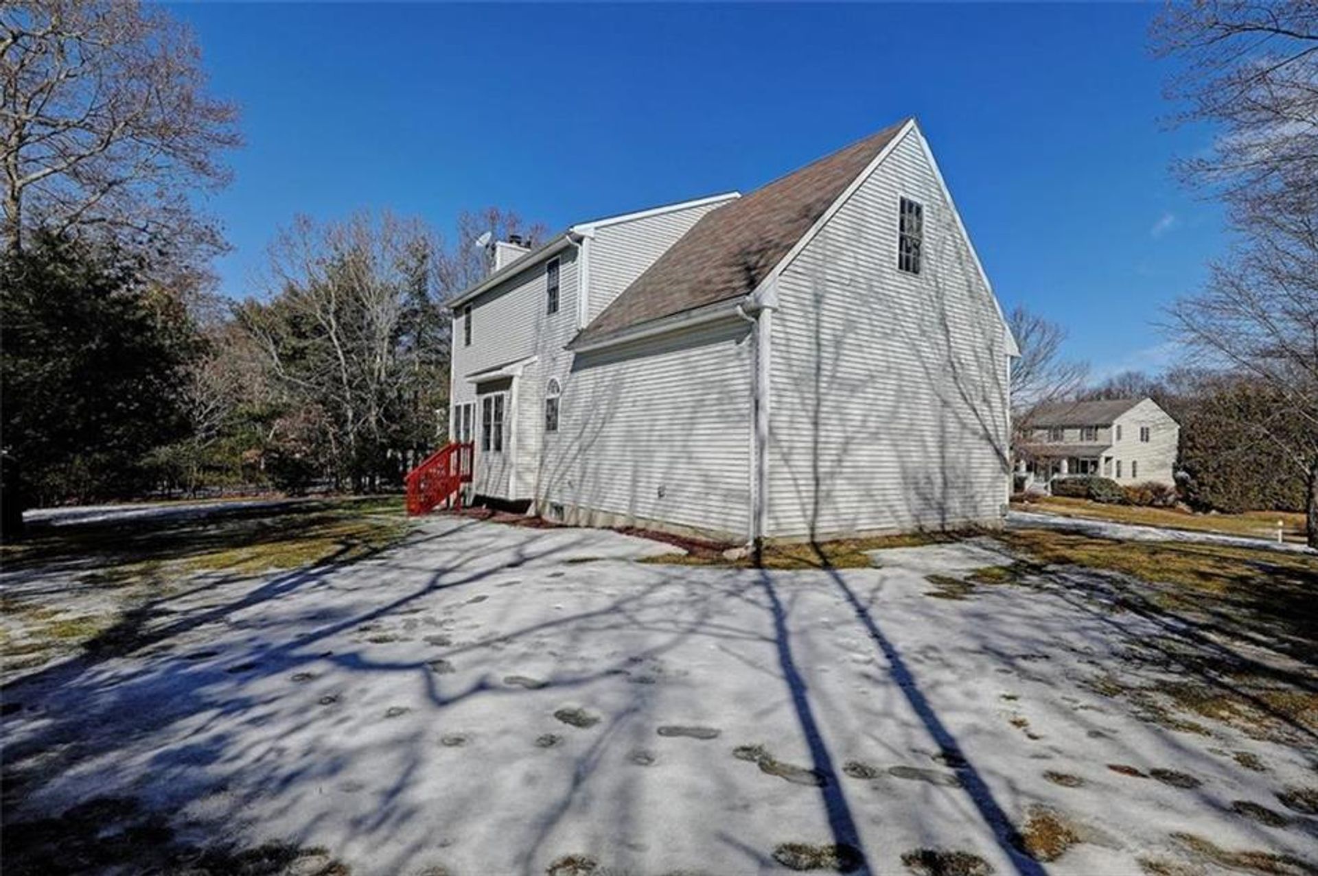 House in Coventry, Rhode Island 10134697