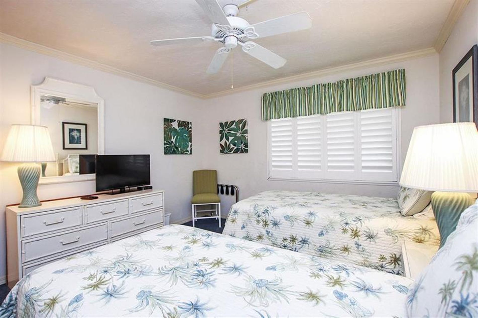 Condominium in Sanibel, Florida 10134883