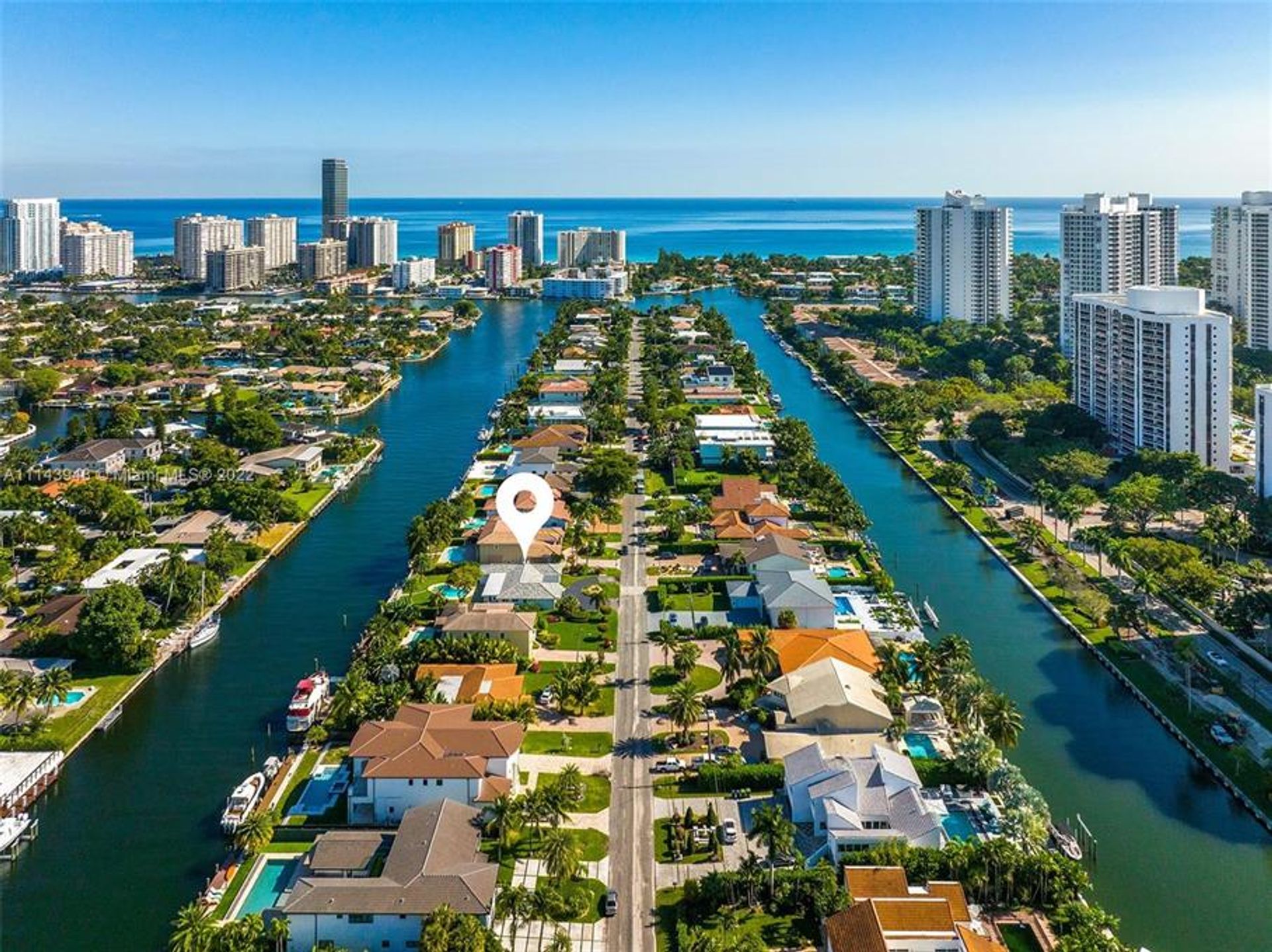 Квартира в Hallandale Beach, Florida 10135864