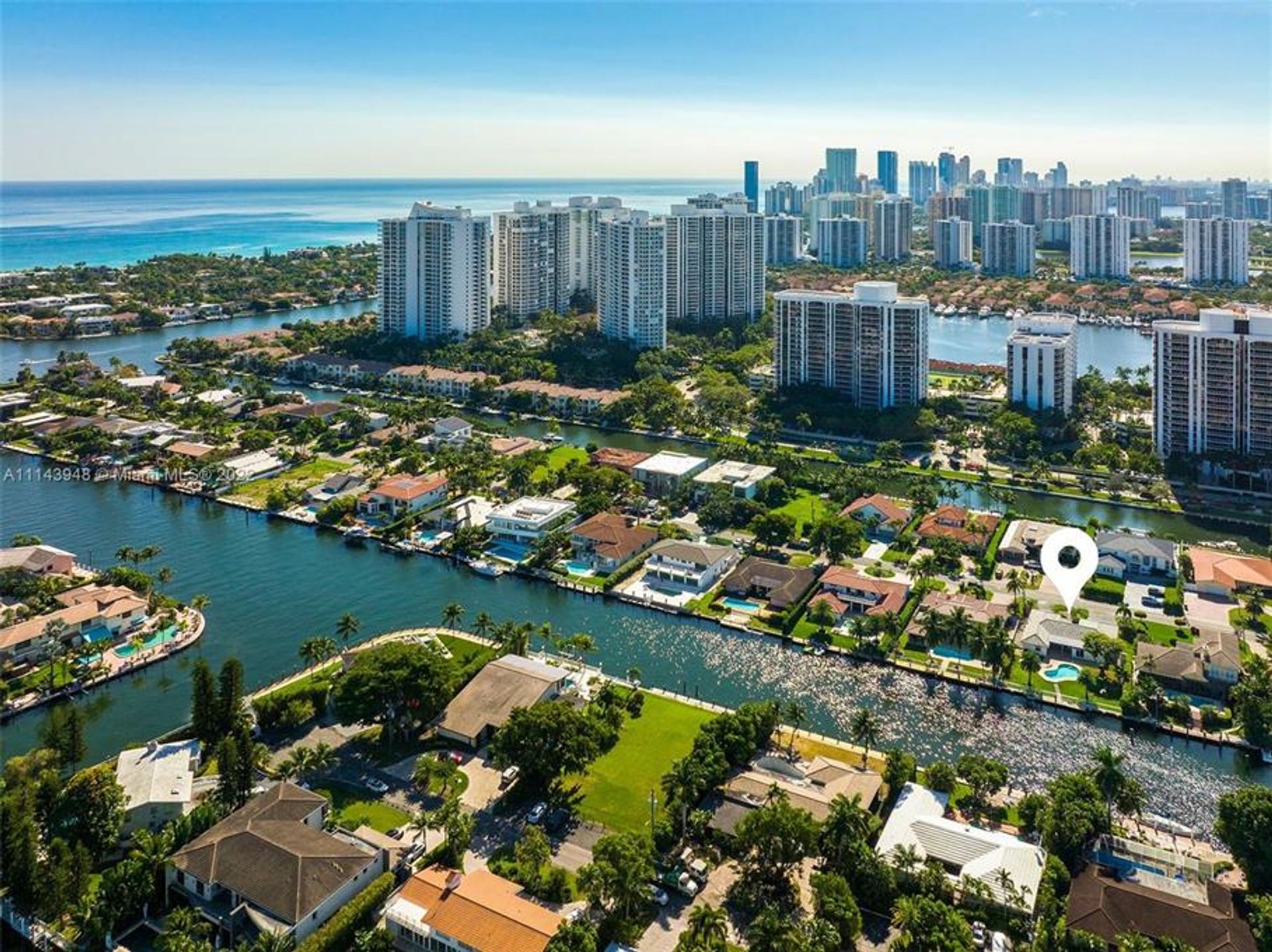 Квартира в Hallandale Beach, Florida 10135864