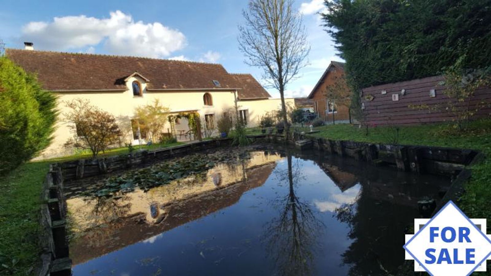 Condominium in Le Mele-sur-Sarthe, Normandië 10137512