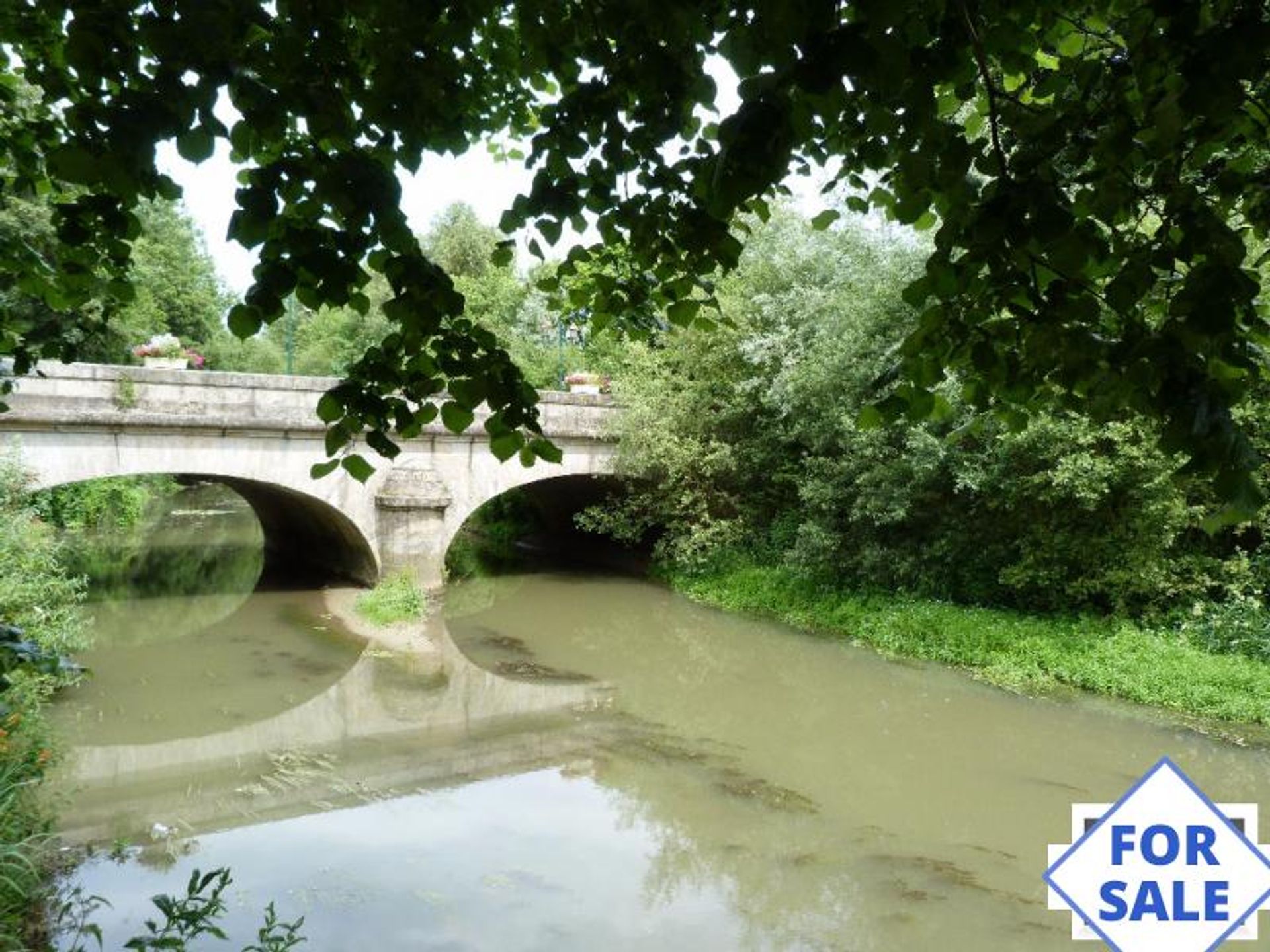 Συγκυριαρχία σε Le Mele-sur-Sarthe, Νορμανδία 10137515